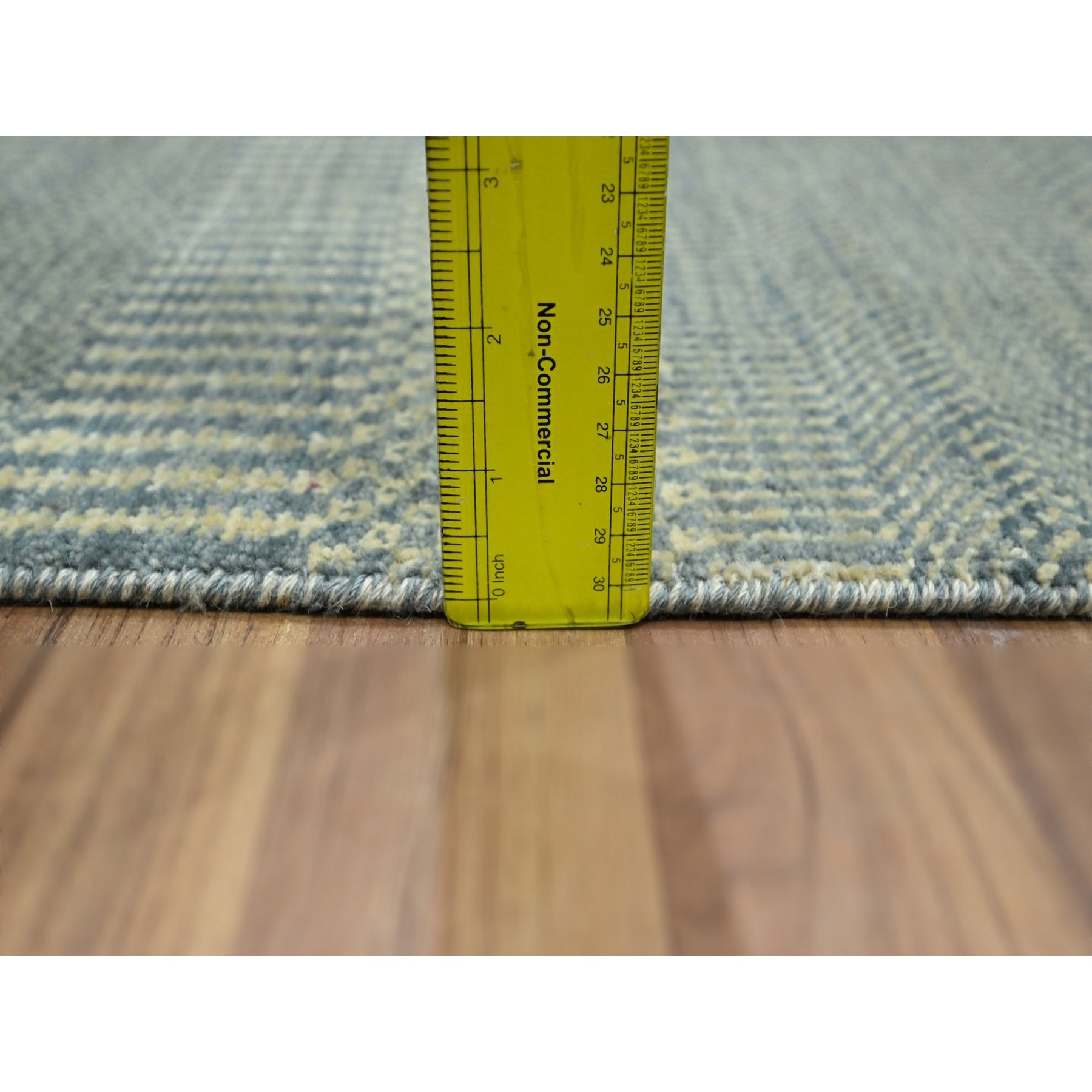 Modern-and-Contemporary-Hand-Knotted-Rug-382465