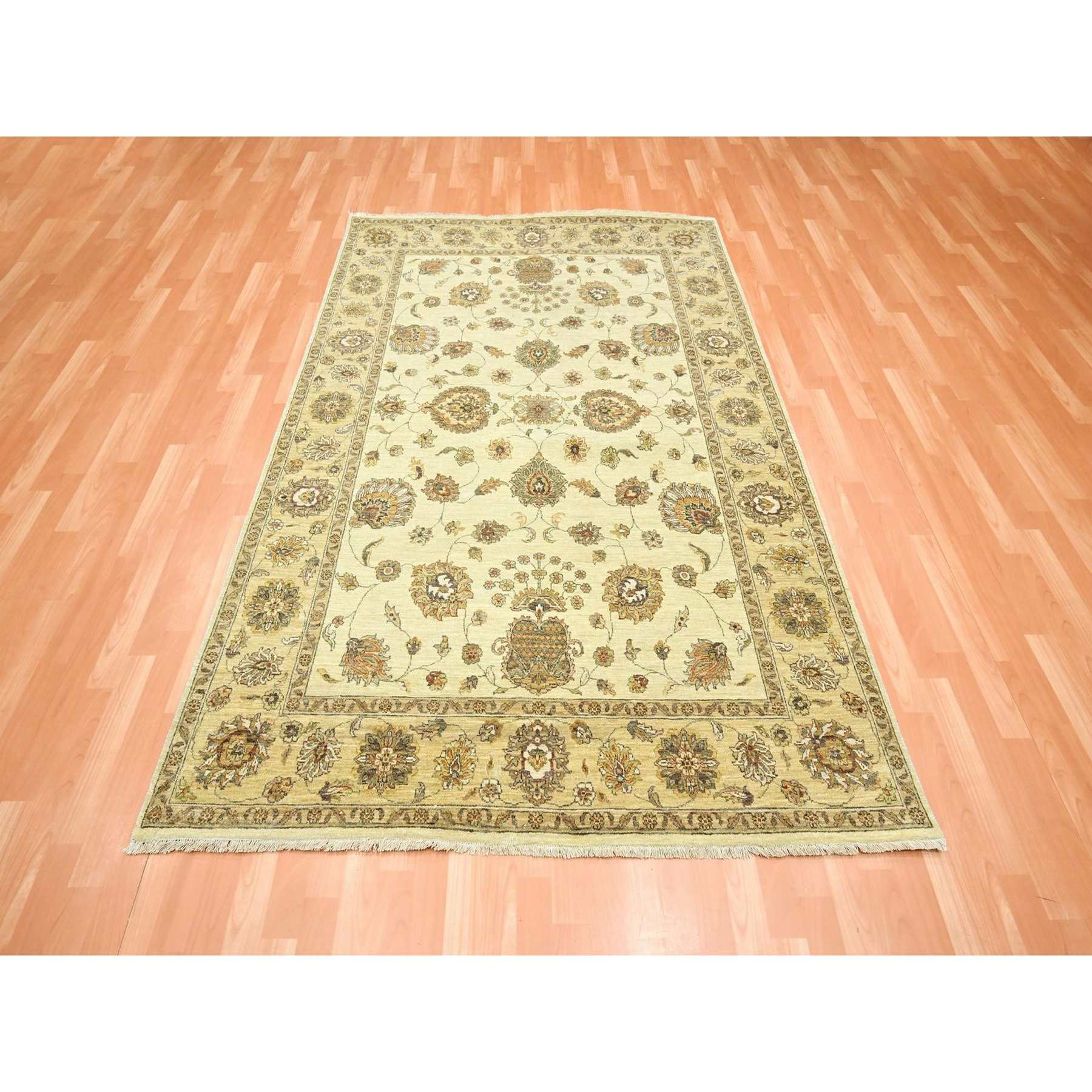 Oushak-And-Peshawar-Hand-Knotted-Rug-381775