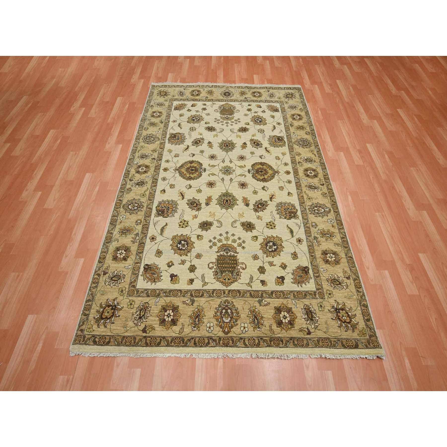 Oushak-And-Peshawar-Hand-Knotted-Rug-381795