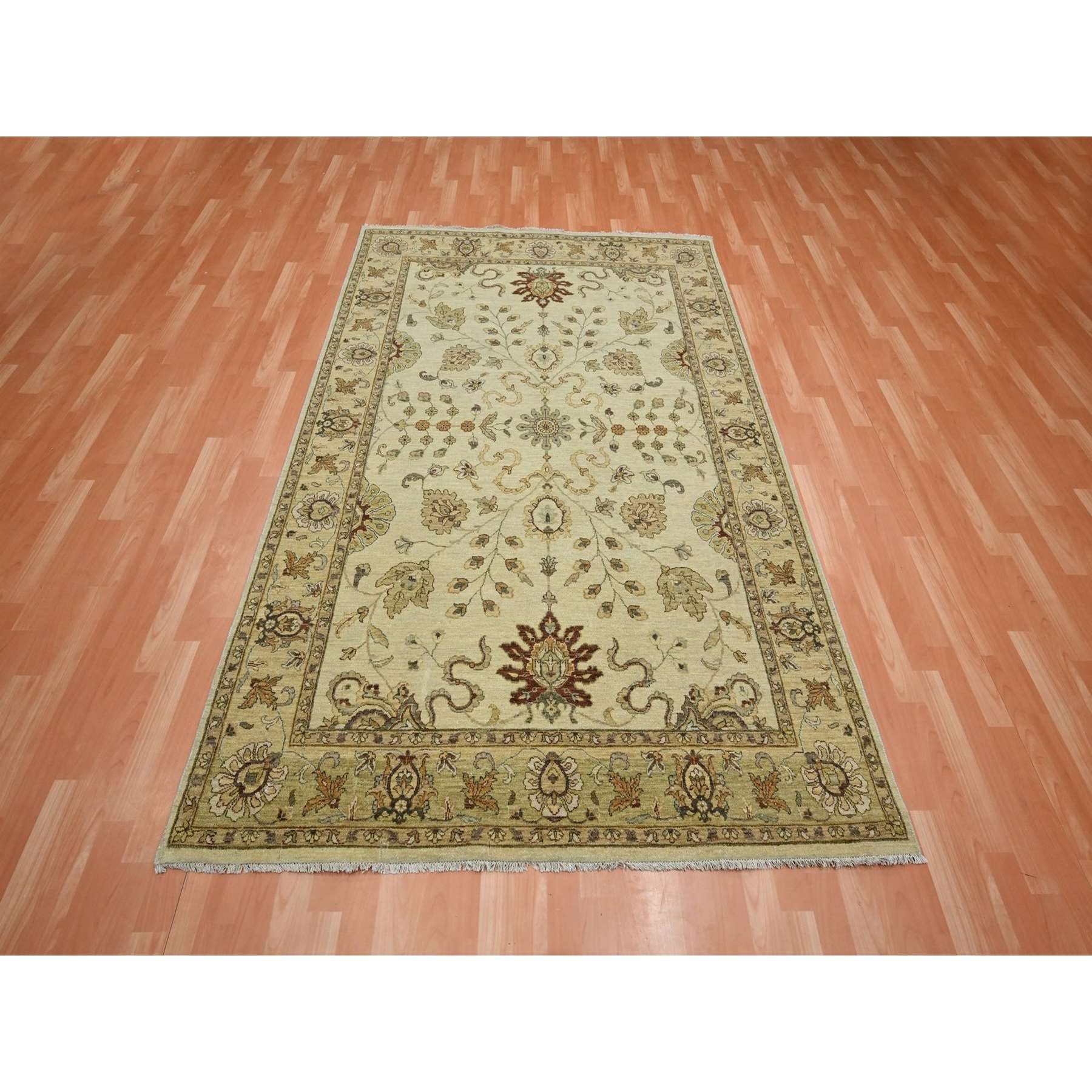 Oushak-And-Peshawar-Hand-Knotted-Rug-381810