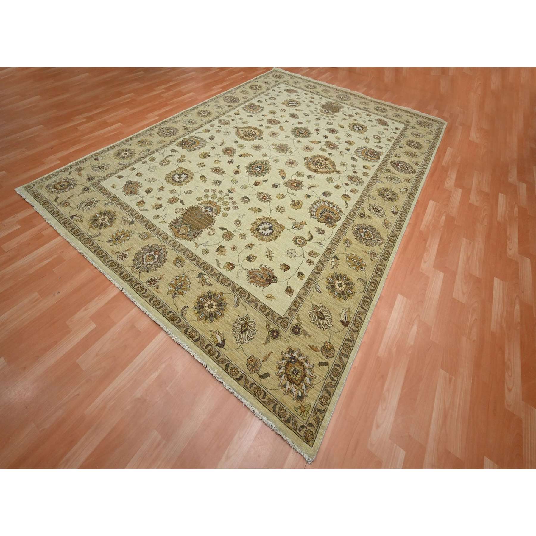 Oushak-And-Peshawar-Hand-Knotted-Rug-381890
