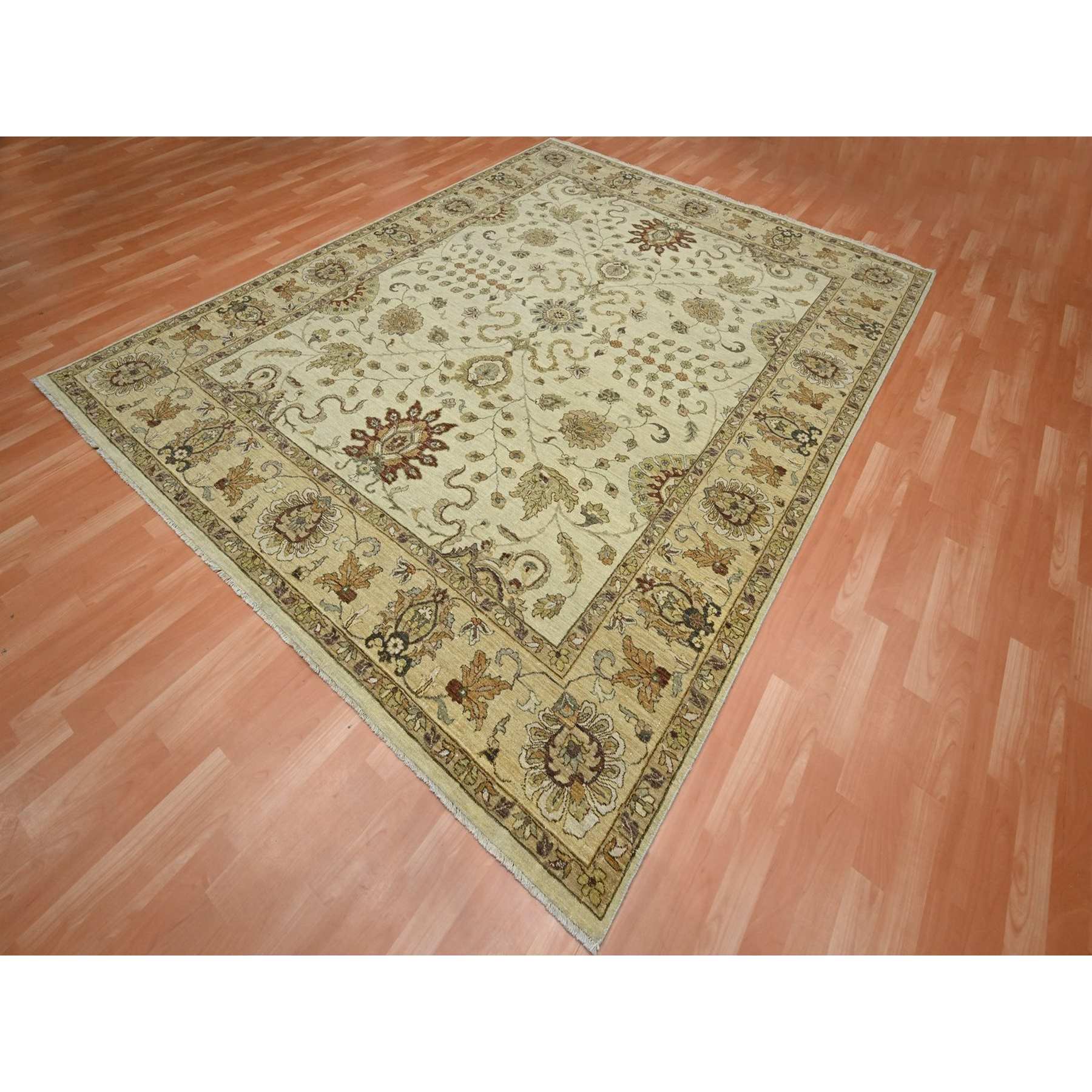 Oushak-And-Peshawar-Hand-Knotted-Rug-381895