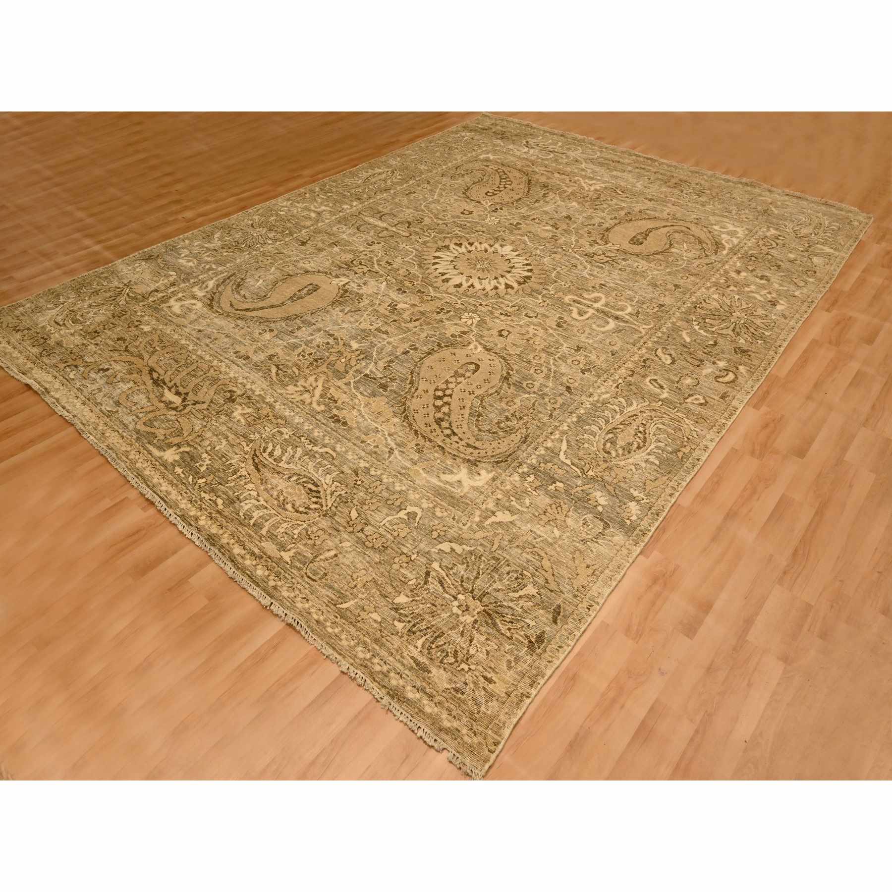 Vintage-Hand-Knotted-Rug-380910