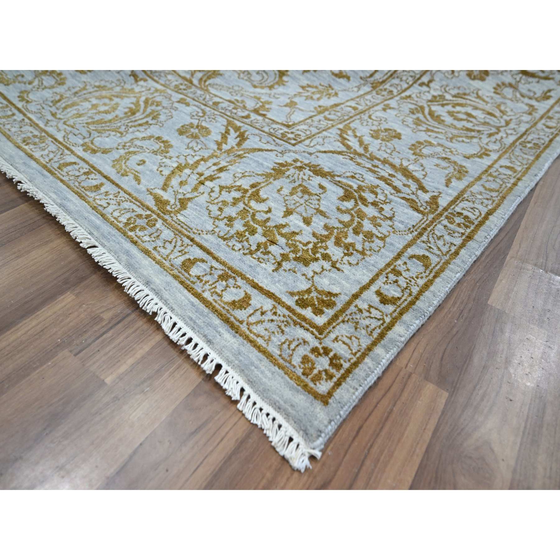 Transitional-Hand-Knotted-Rug-381540