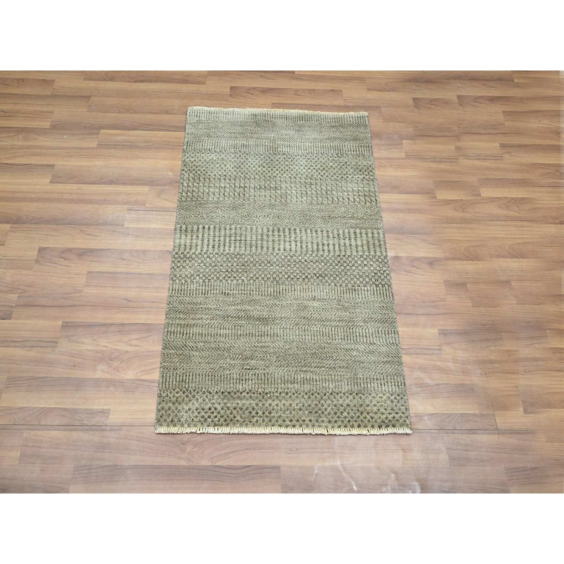 Wool-and-Silk-Hand-Knotted-Rug-382405