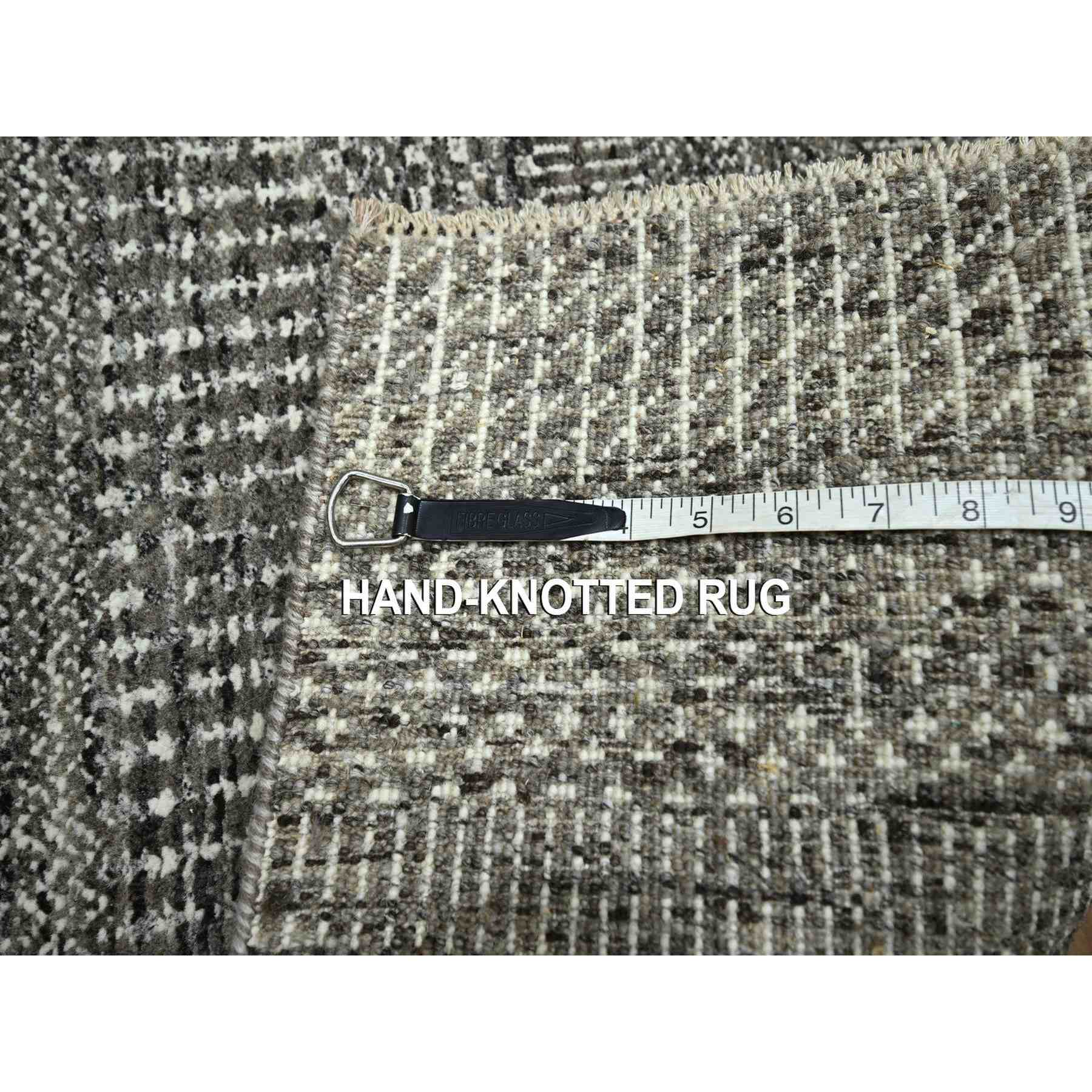 Modern-and-Contemporary-Hand-Knotted-Rug-382535