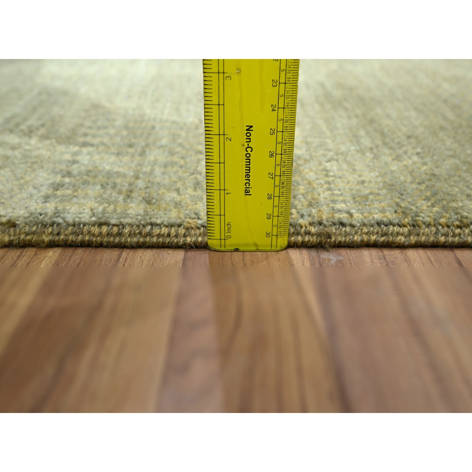 Modern-and-Contemporary-Hand-Knotted-Rug-382555