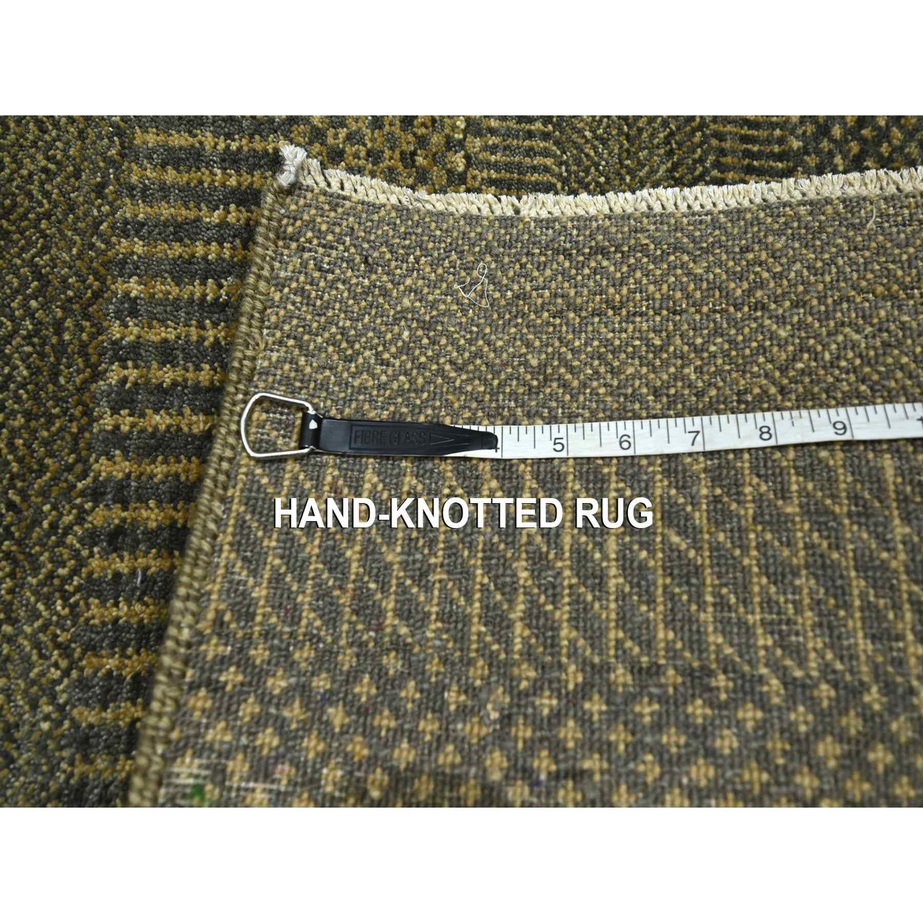 Modern-and-Contemporary-Hand-Knotted-Rug-382560