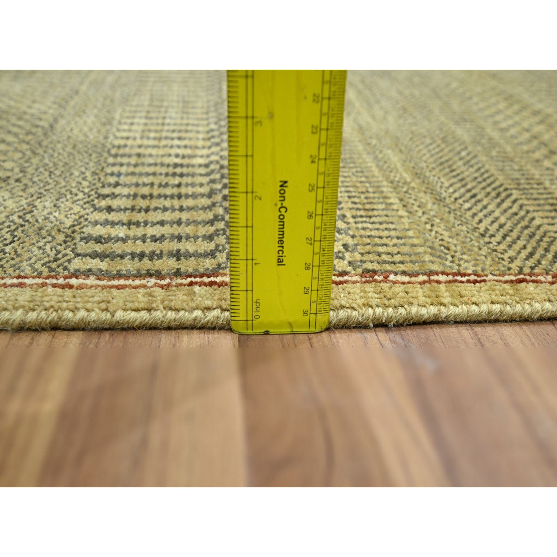 Modern-and-Contemporary-Hand-Knotted-Rug-382575