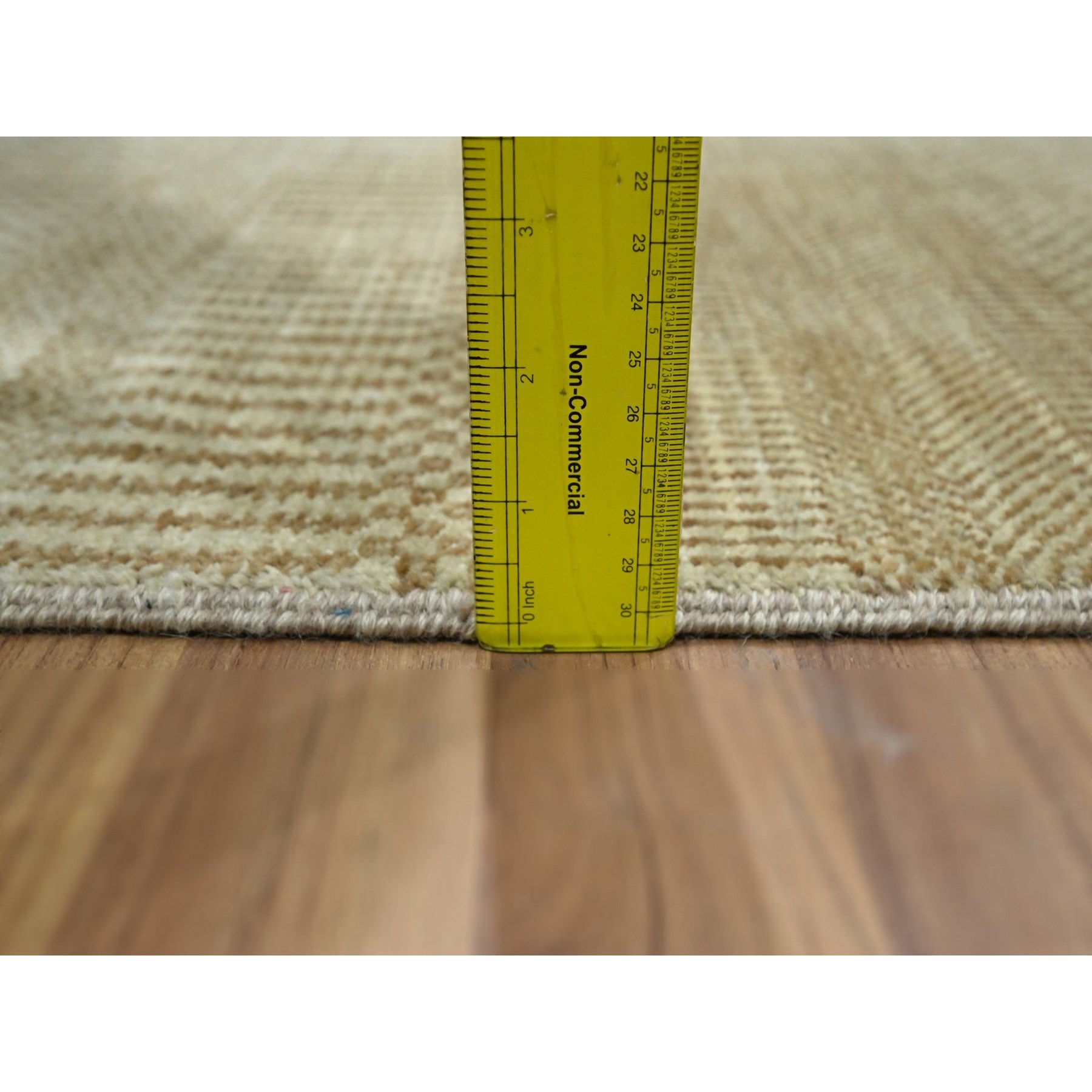 Modern-and-Contemporary-Hand-Knotted-Rug-382610
