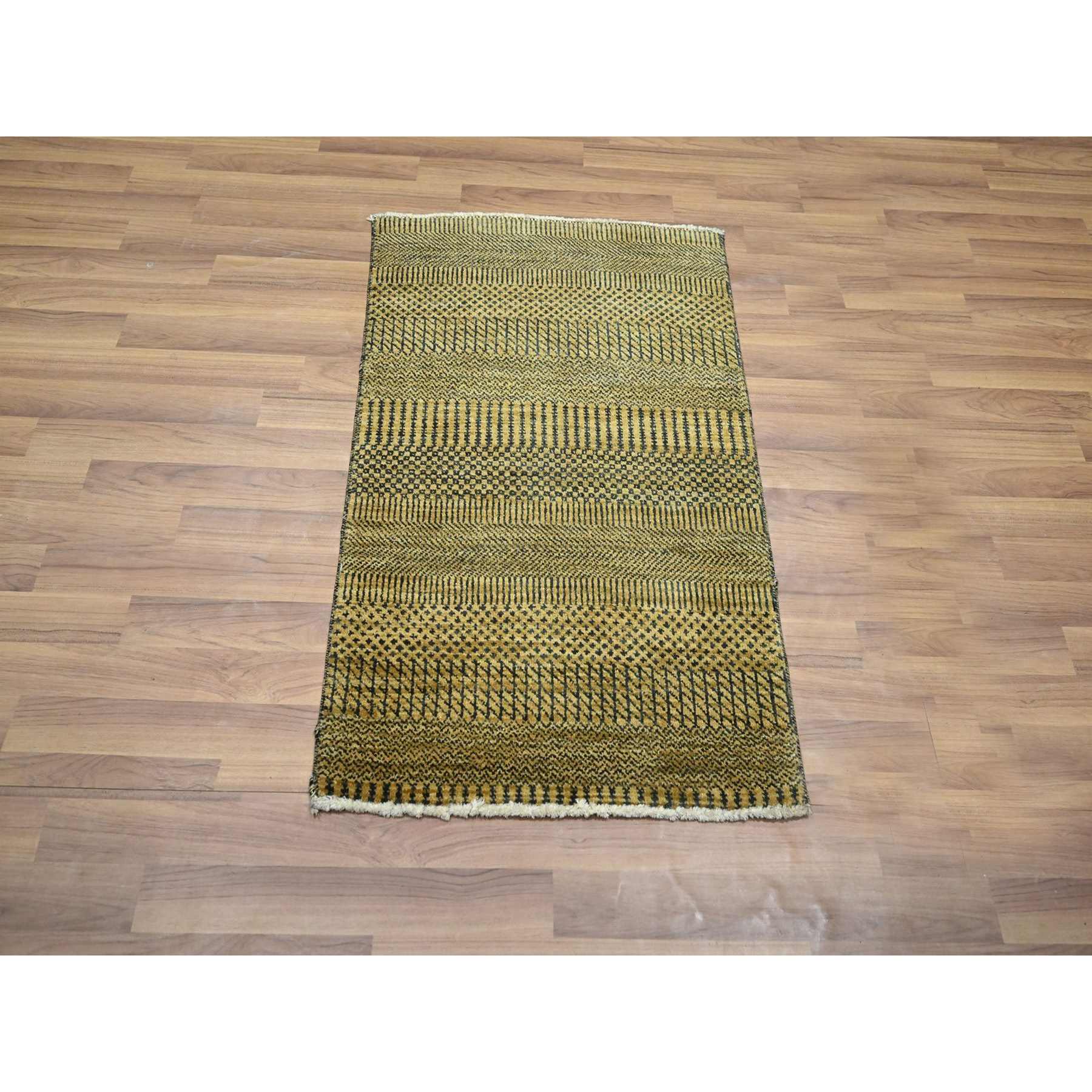 Modern-and-Contemporary-Hand-Knotted-Rug-382645