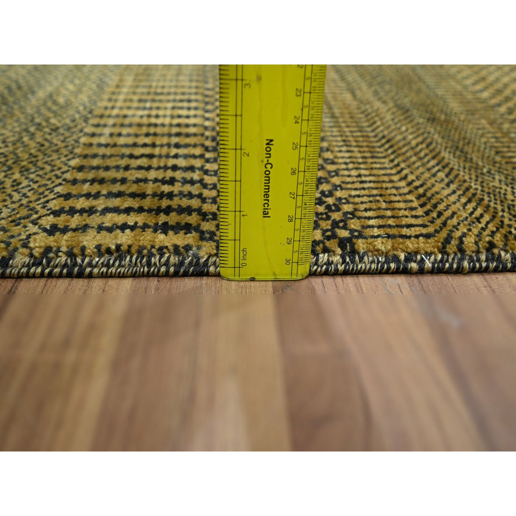 Modern-and-Contemporary-Hand-Knotted-Rug-382645