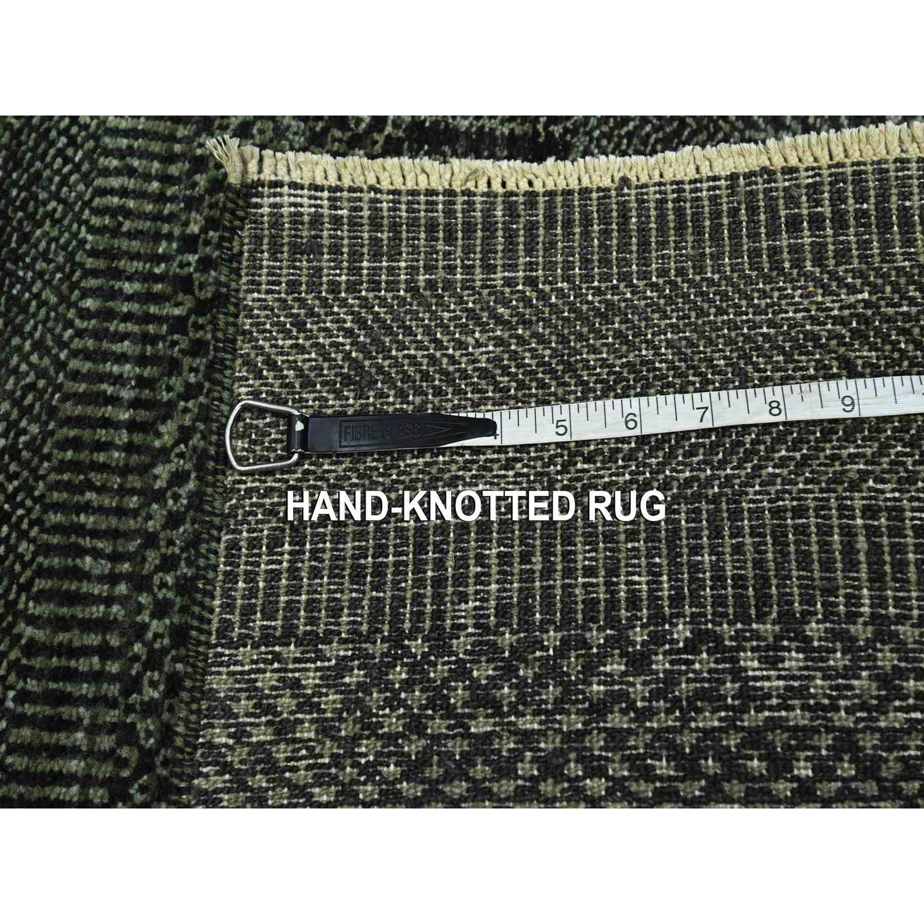Modern-and-Contemporary-Hand-Knotted-Rug-382655