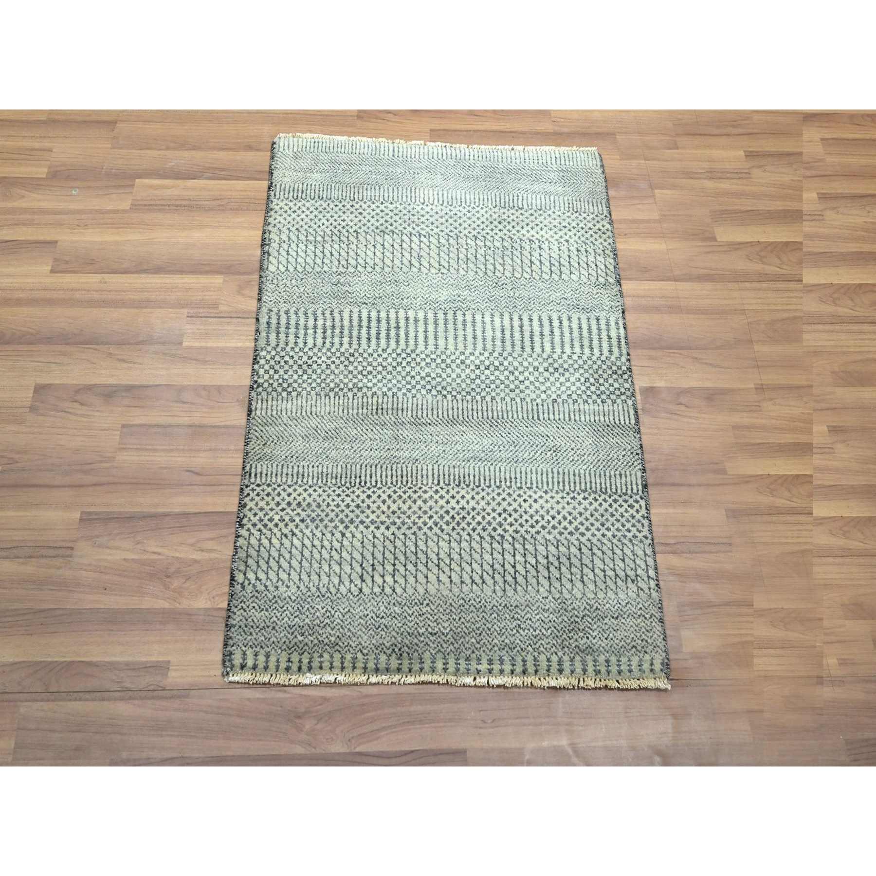 Modern-and-Contemporary-Hand-Knotted-Rug-382670