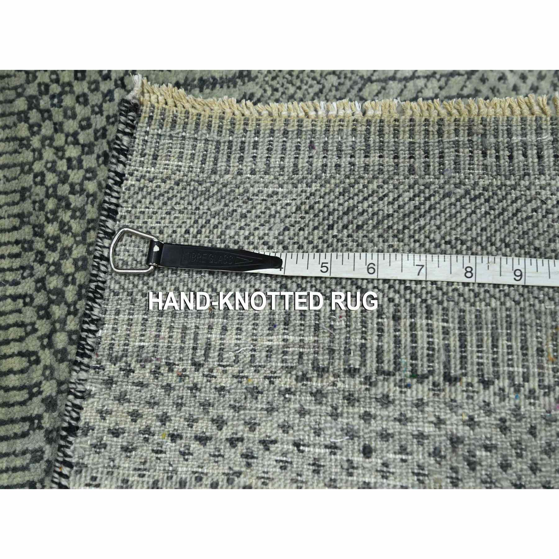 Modern-and-Contemporary-Hand-Knotted-Rug-382670