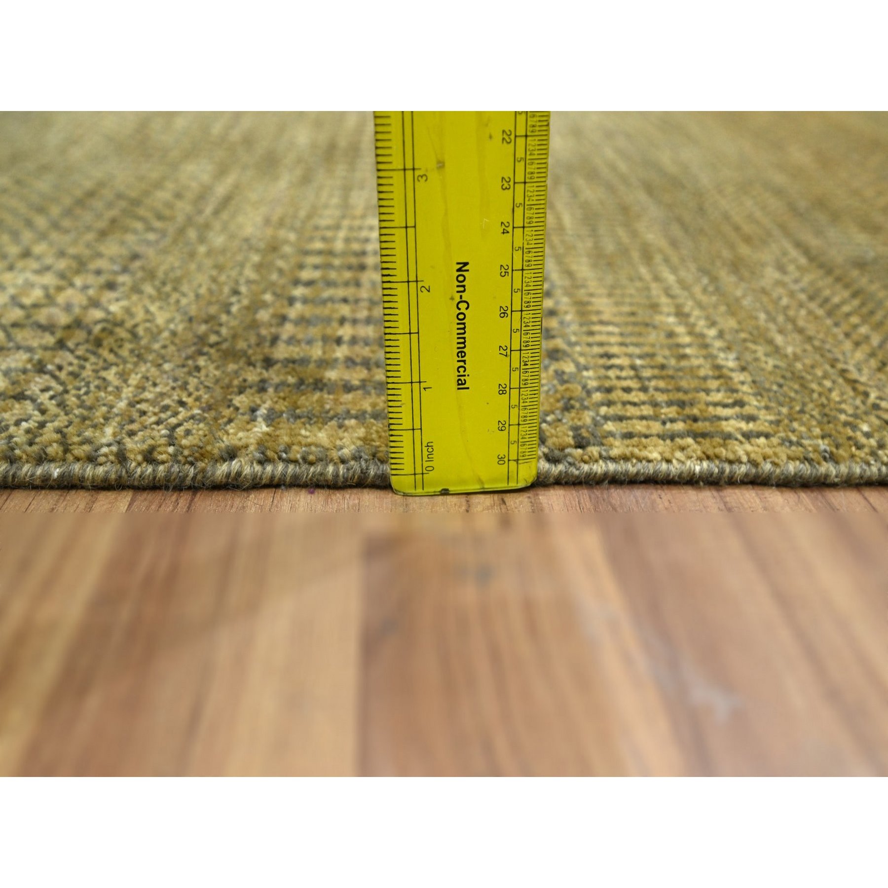Modern-and-Contemporary-Hand-Knotted-Rug-382685