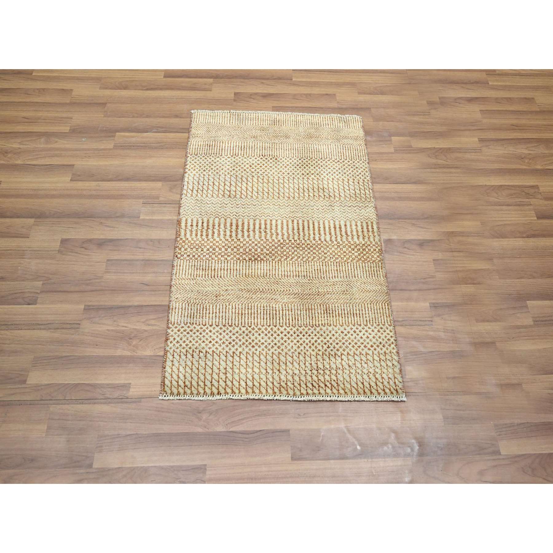 Modern-and-Contemporary-Hand-Knotted-Rug-382695