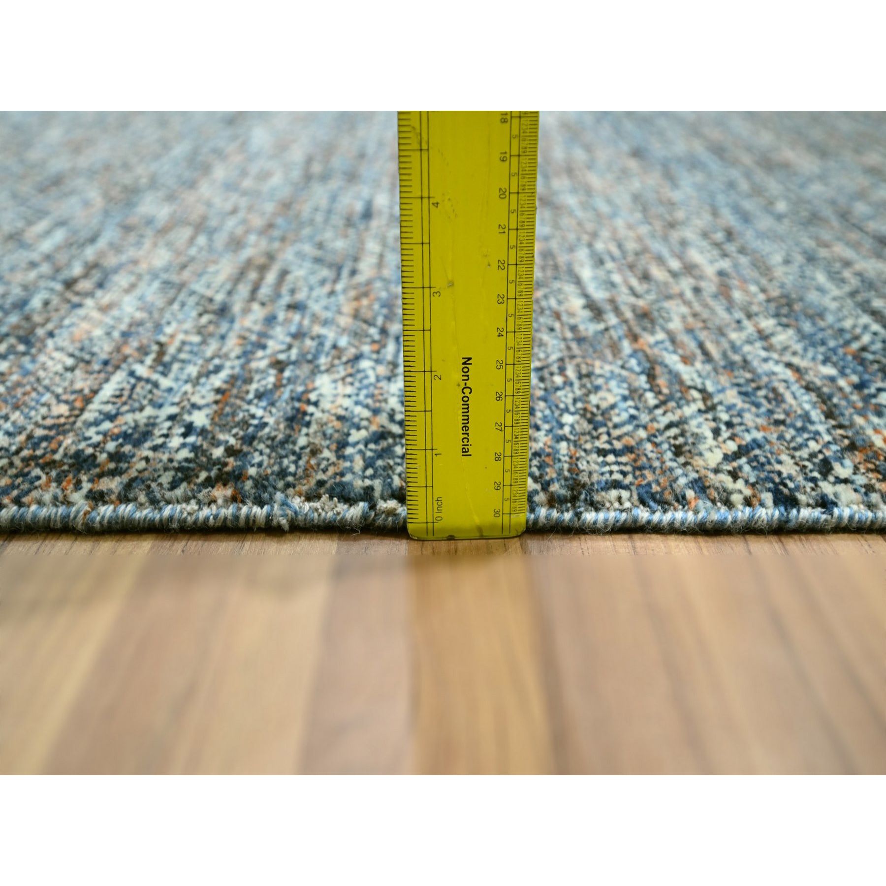 Modern-and-Contemporary-Hand-Knotted-Rug-382835