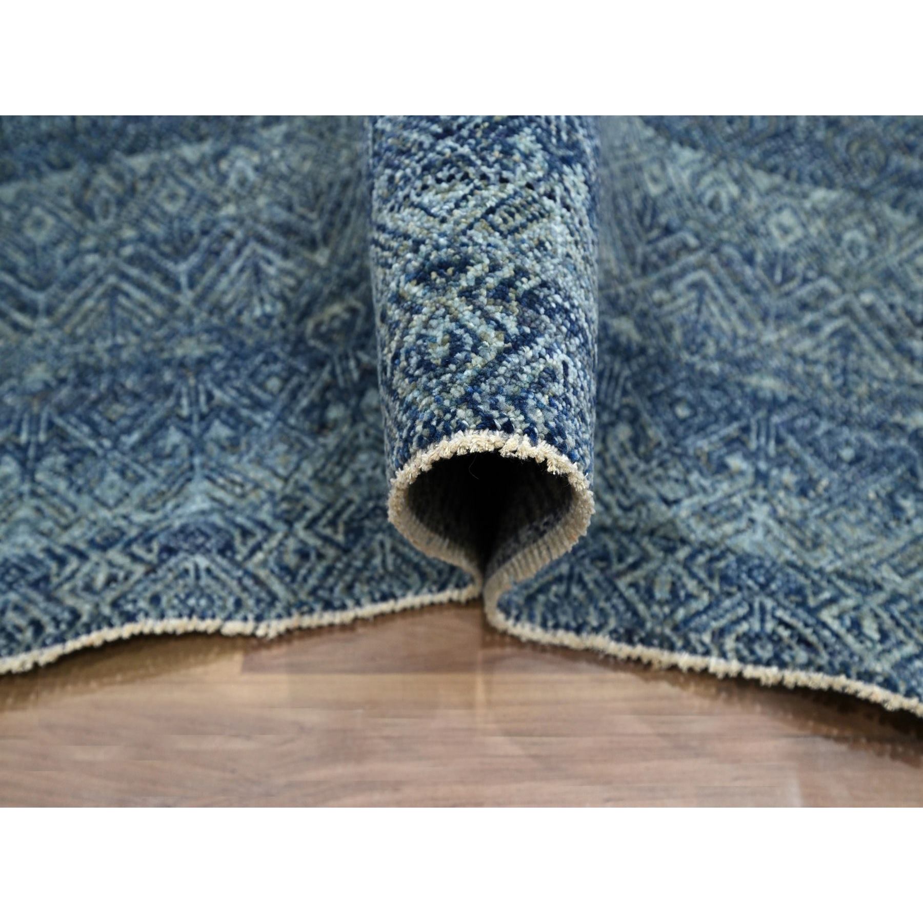 Modern-and-Contemporary-Hand-Knotted-Rug-382840