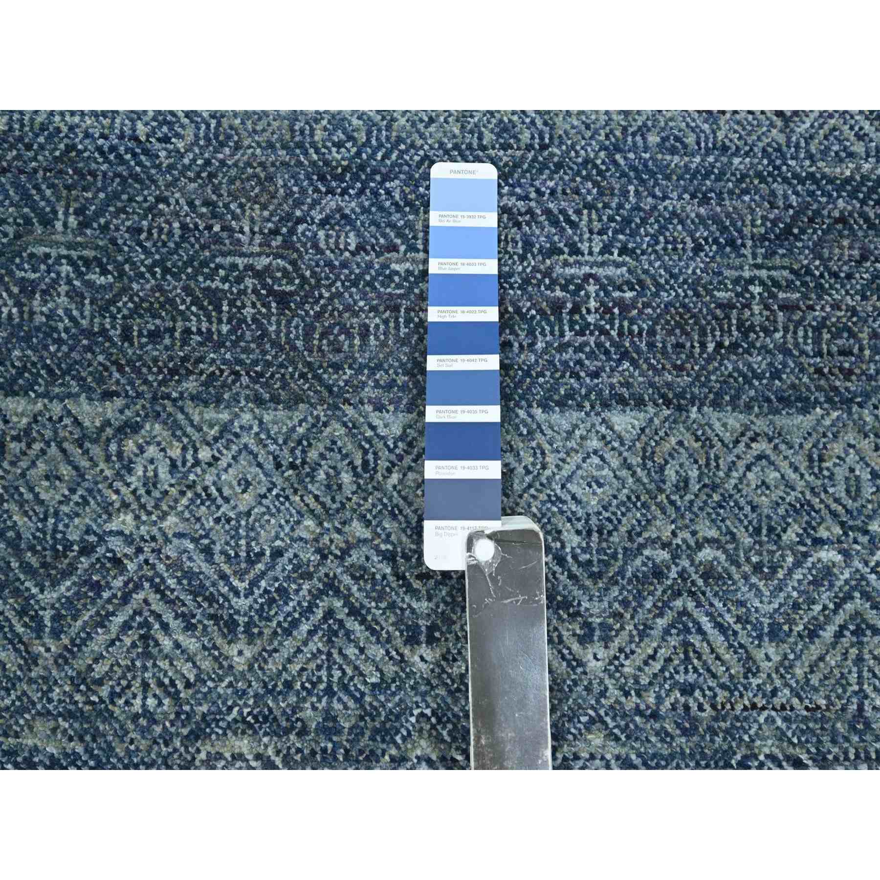 Modern-and-Contemporary-Hand-Knotted-Rug-382840