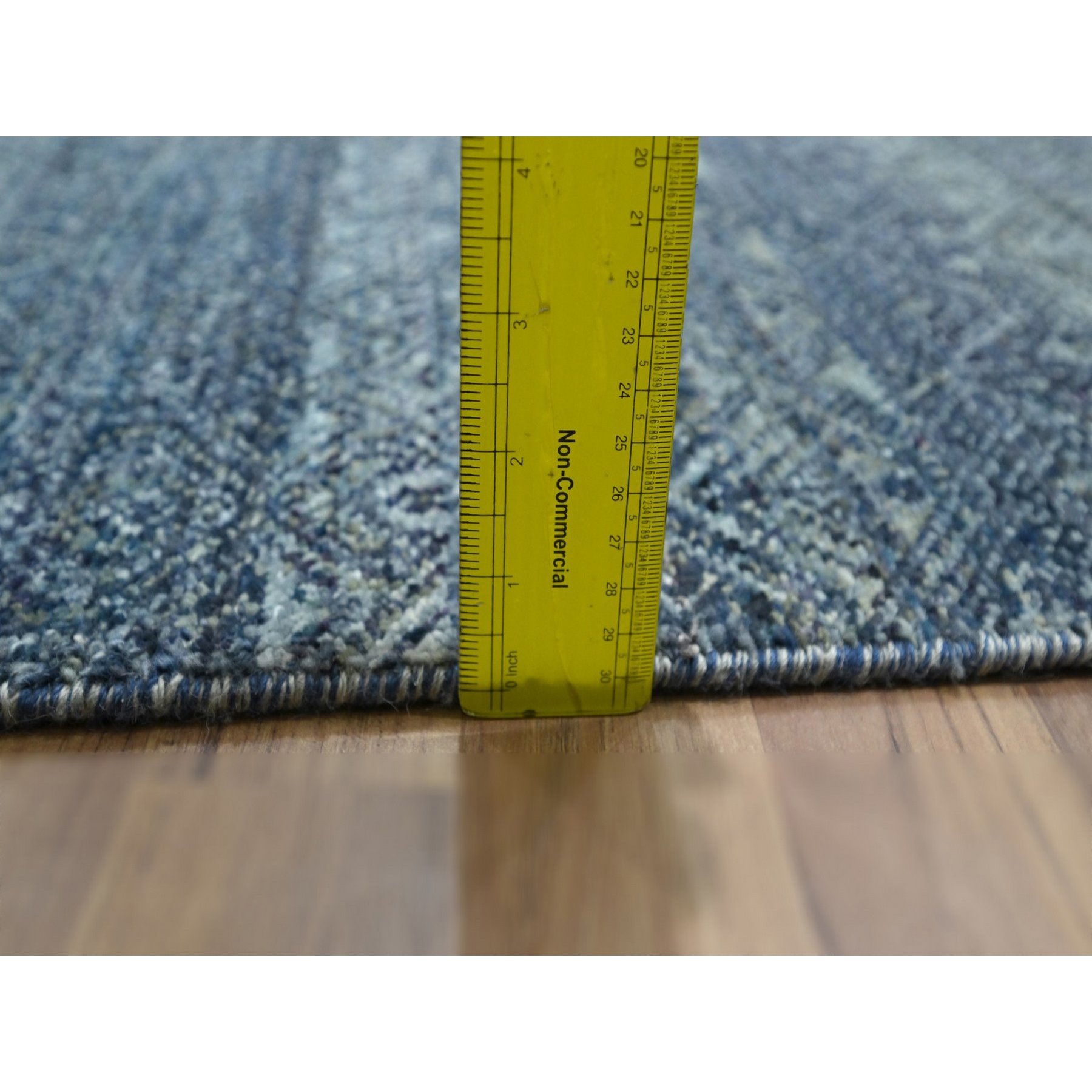 Modern-and-Contemporary-Hand-Knotted-Rug-382840