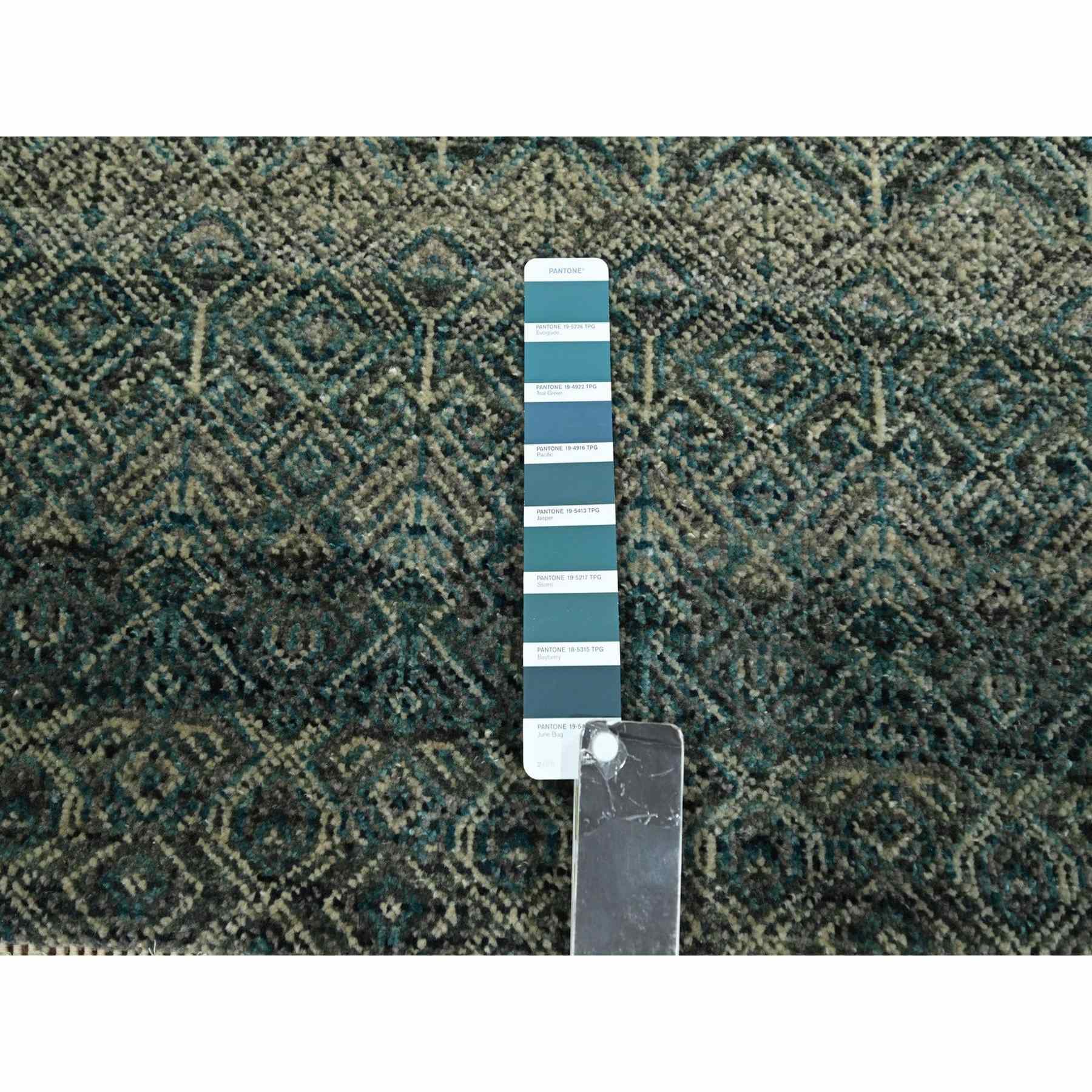 Modern-and-Contemporary-Hand-Knotted-Rug-382845