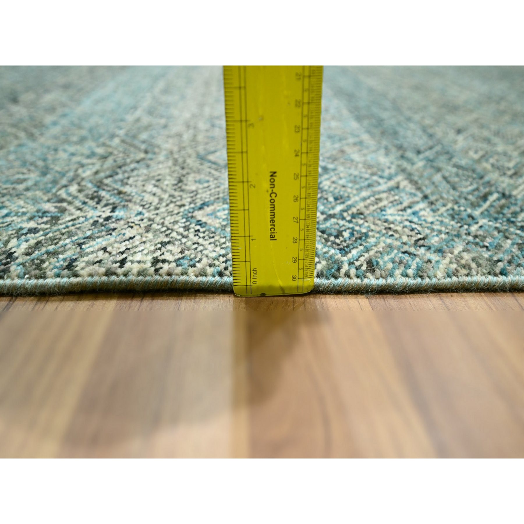 Modern-and-Contemporary-Hand-Knotted-Rug-382845