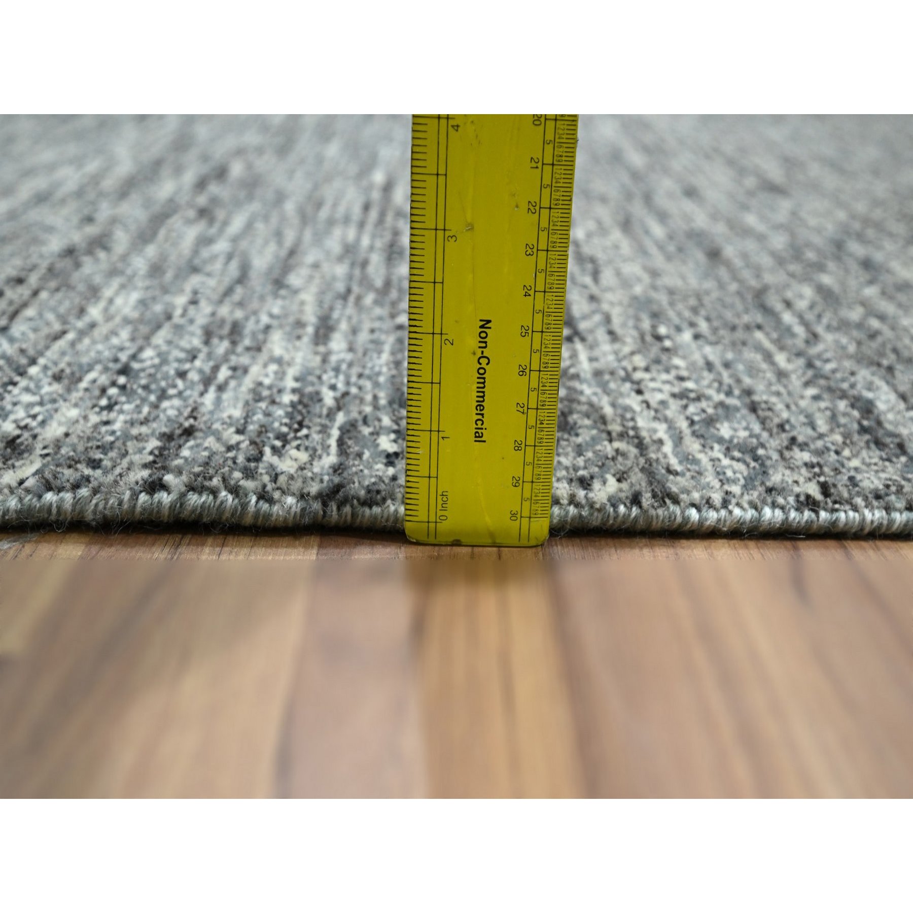 Modern-and-Contemporary-Hand-Knotted-Rug-382855