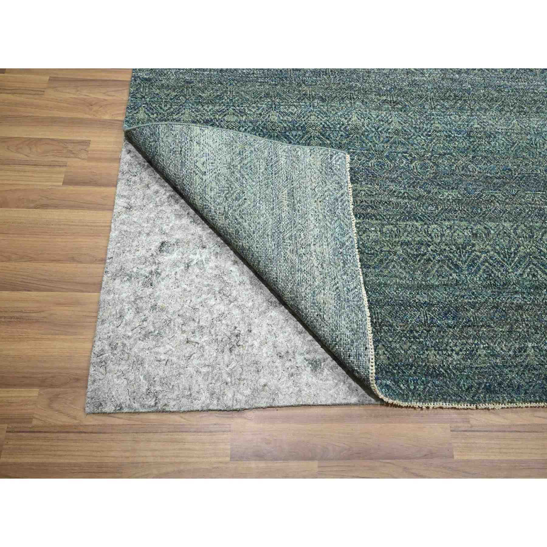Modern-and-Contemporary-Hand-Knotted-Rug-382885