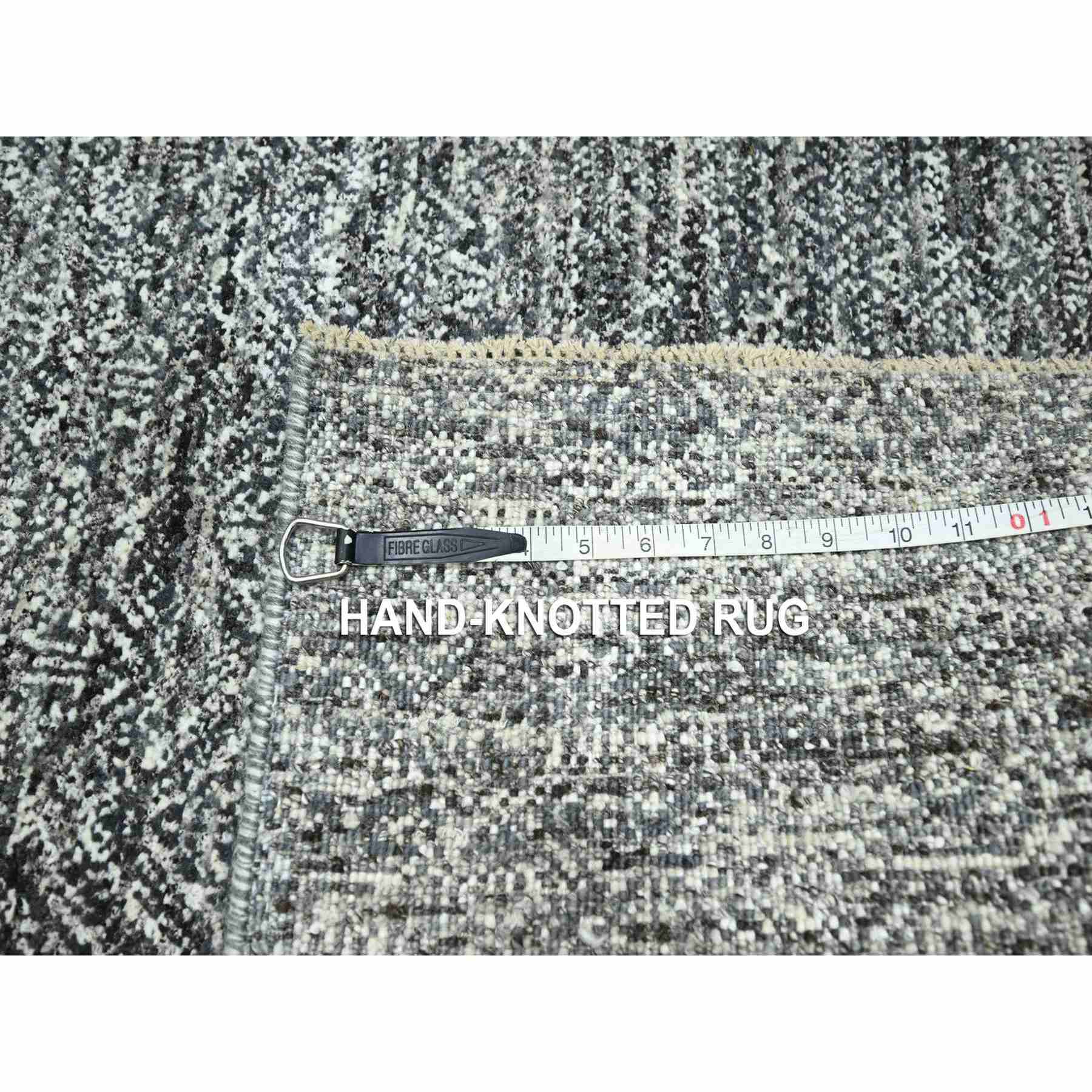 Modern-and-Contemporary-Hand-Knotted-Rug-382895