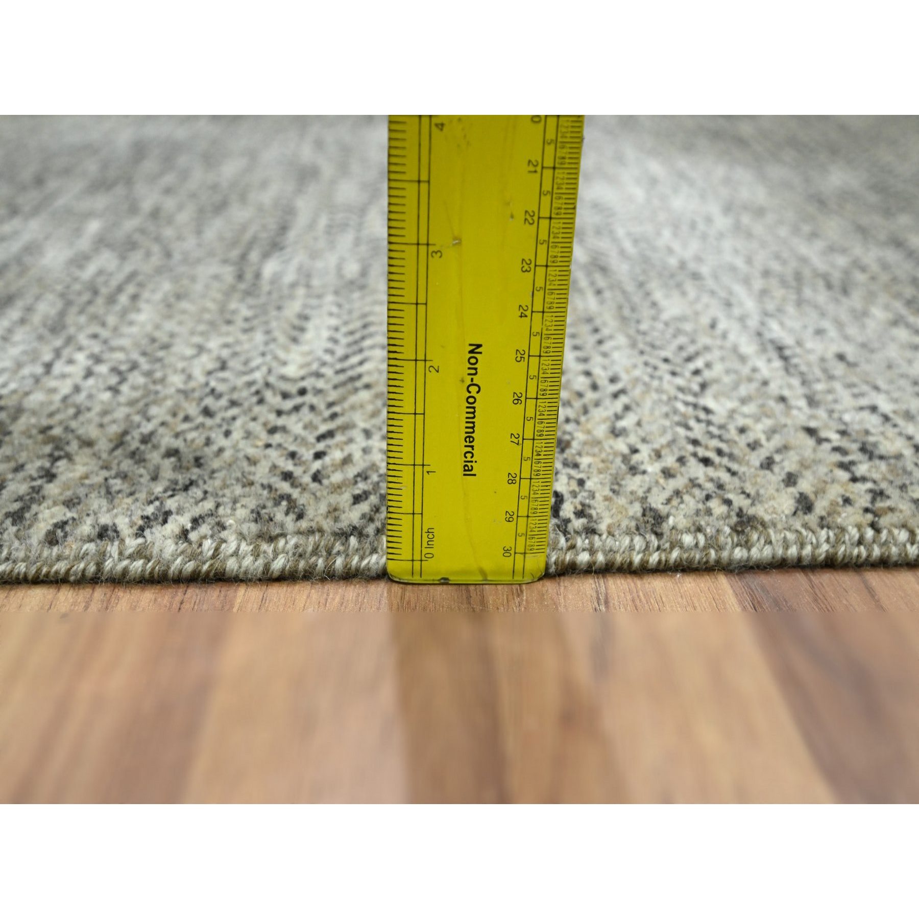 Modern-and-Contemporary-Hand-Knotted-Rug-382905