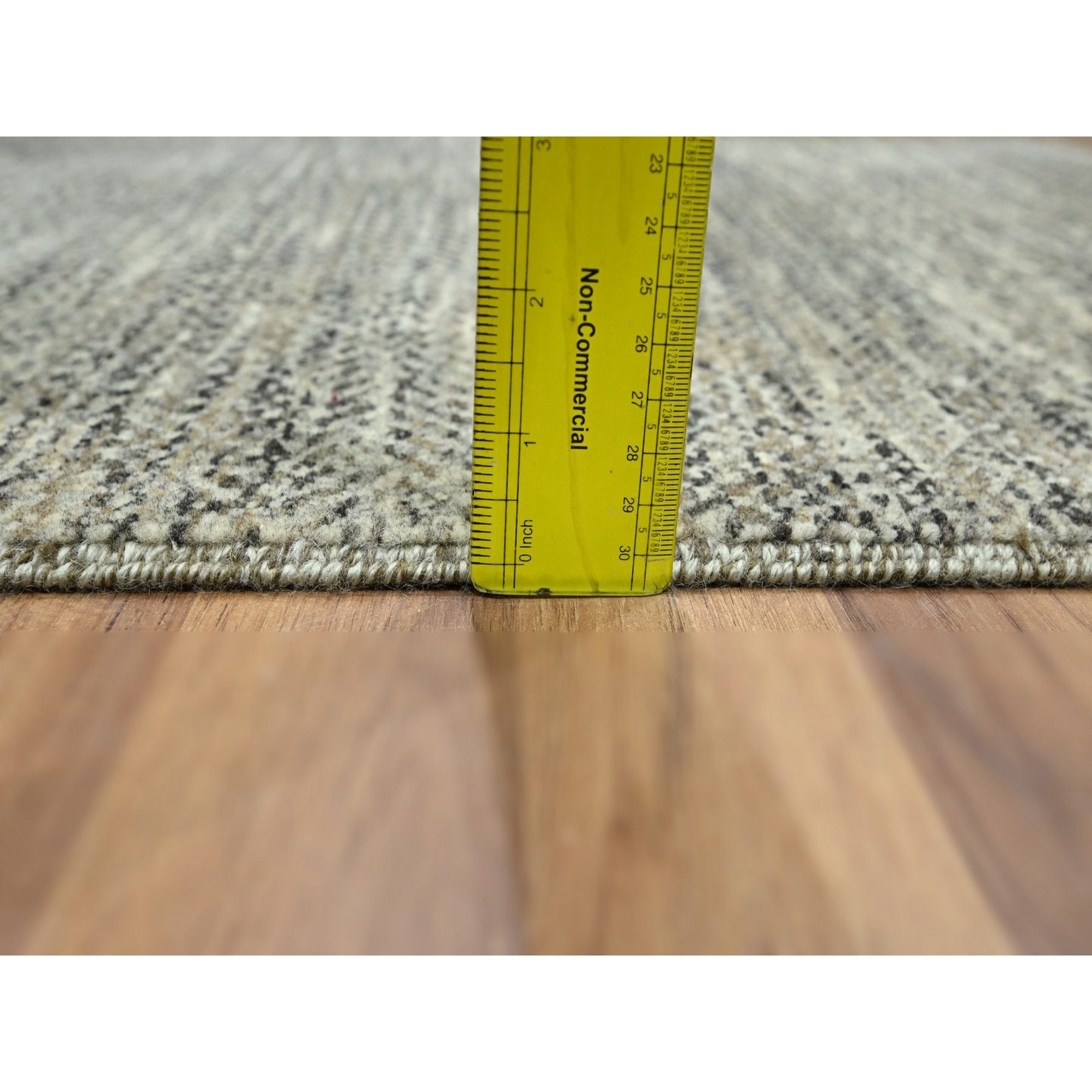 Modern-and-Contemporary-Hand-Knotted-Rug-382920