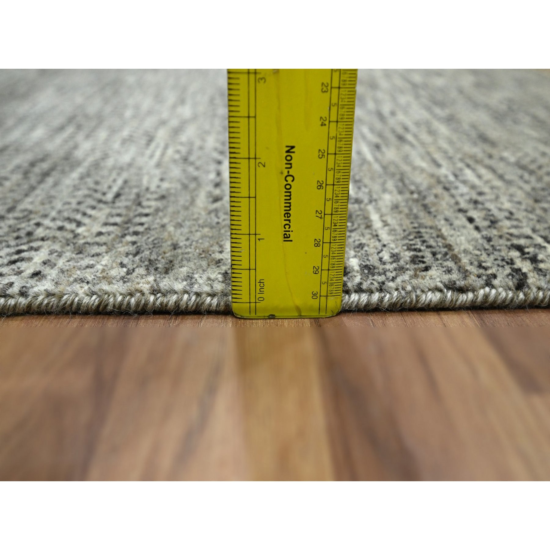 Modern-and-Contemporary-Hand-Knotted-Rug-382925