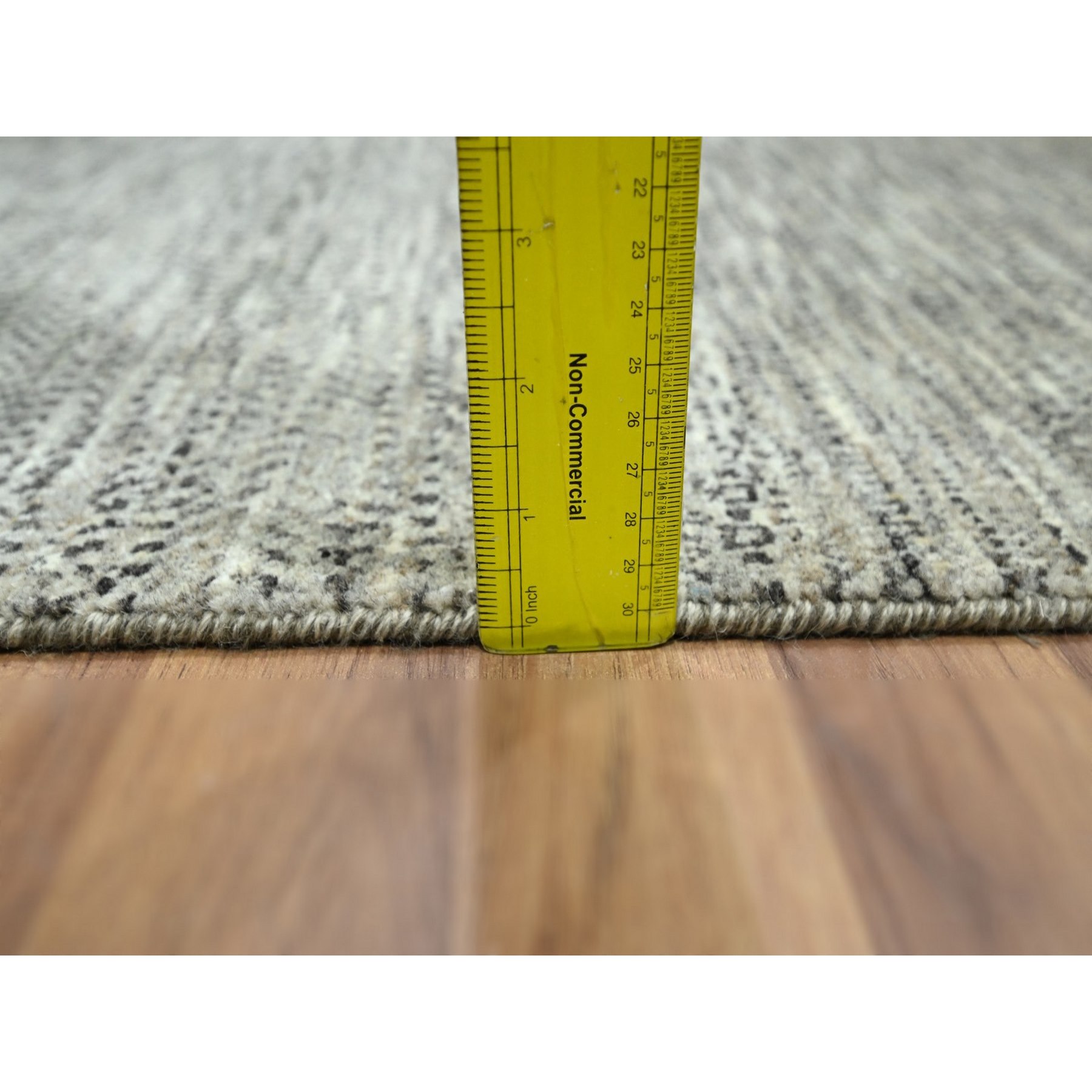 Modern-and-Contemporary-Hand-Knotted-Rug-382930