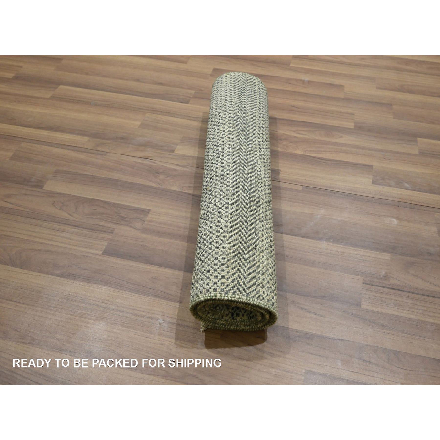 Modern-and-Contemporary-Hand-Knotted-Rug-382970
