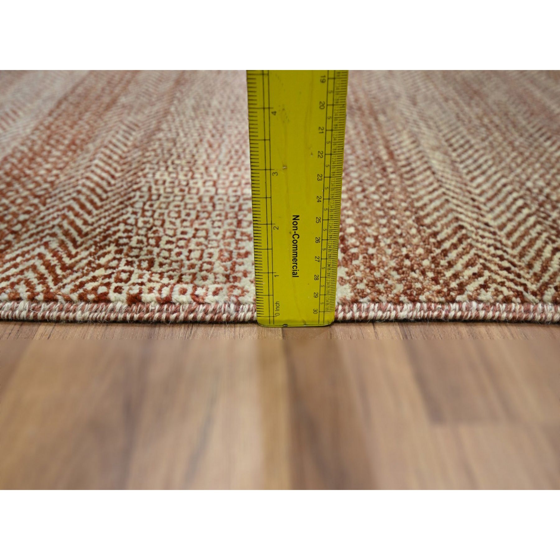 Modern-and-Contemporary-Hand-Knotted-Rug-382985