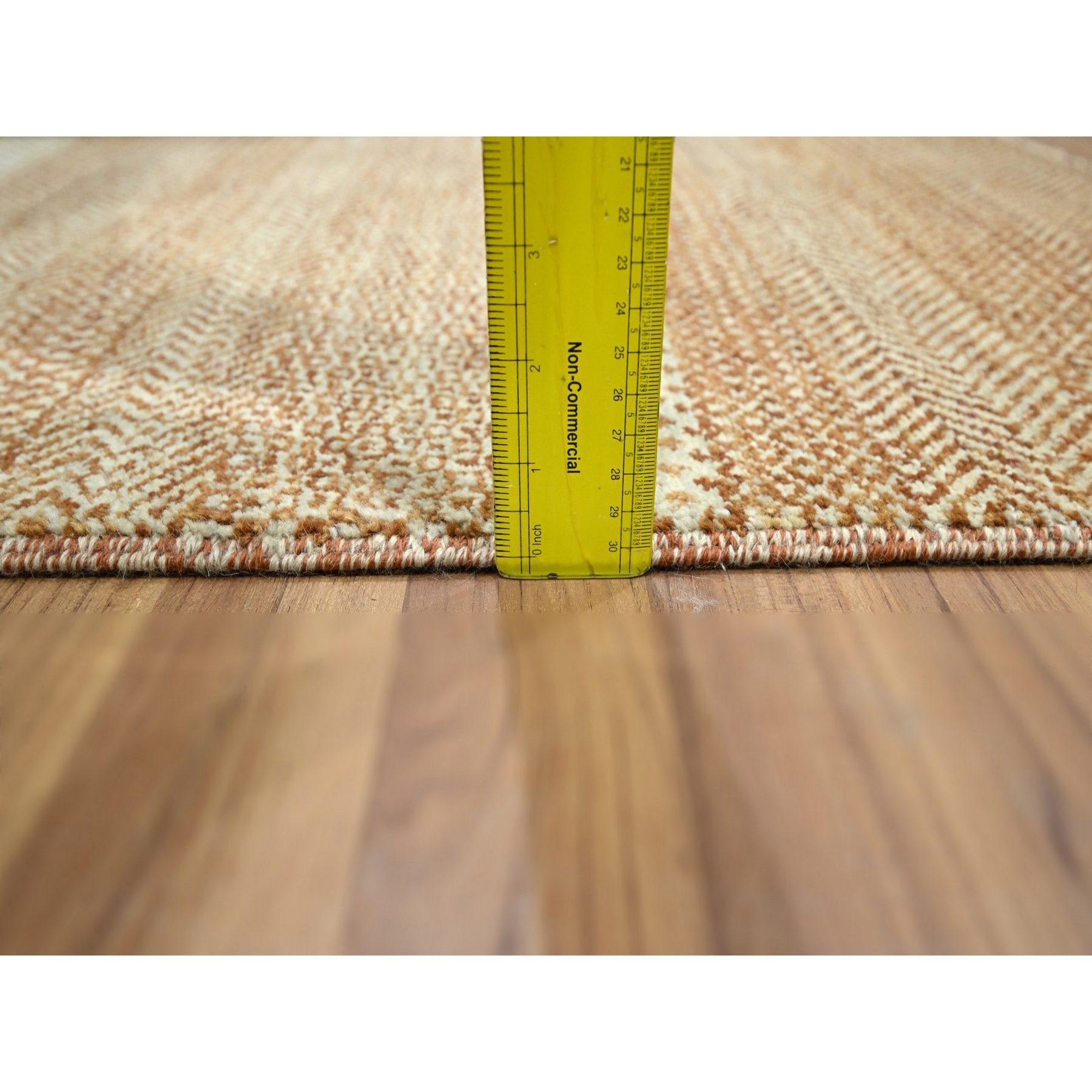 Modern-and-Contemporary-Hand-Knotted-Rug-382990