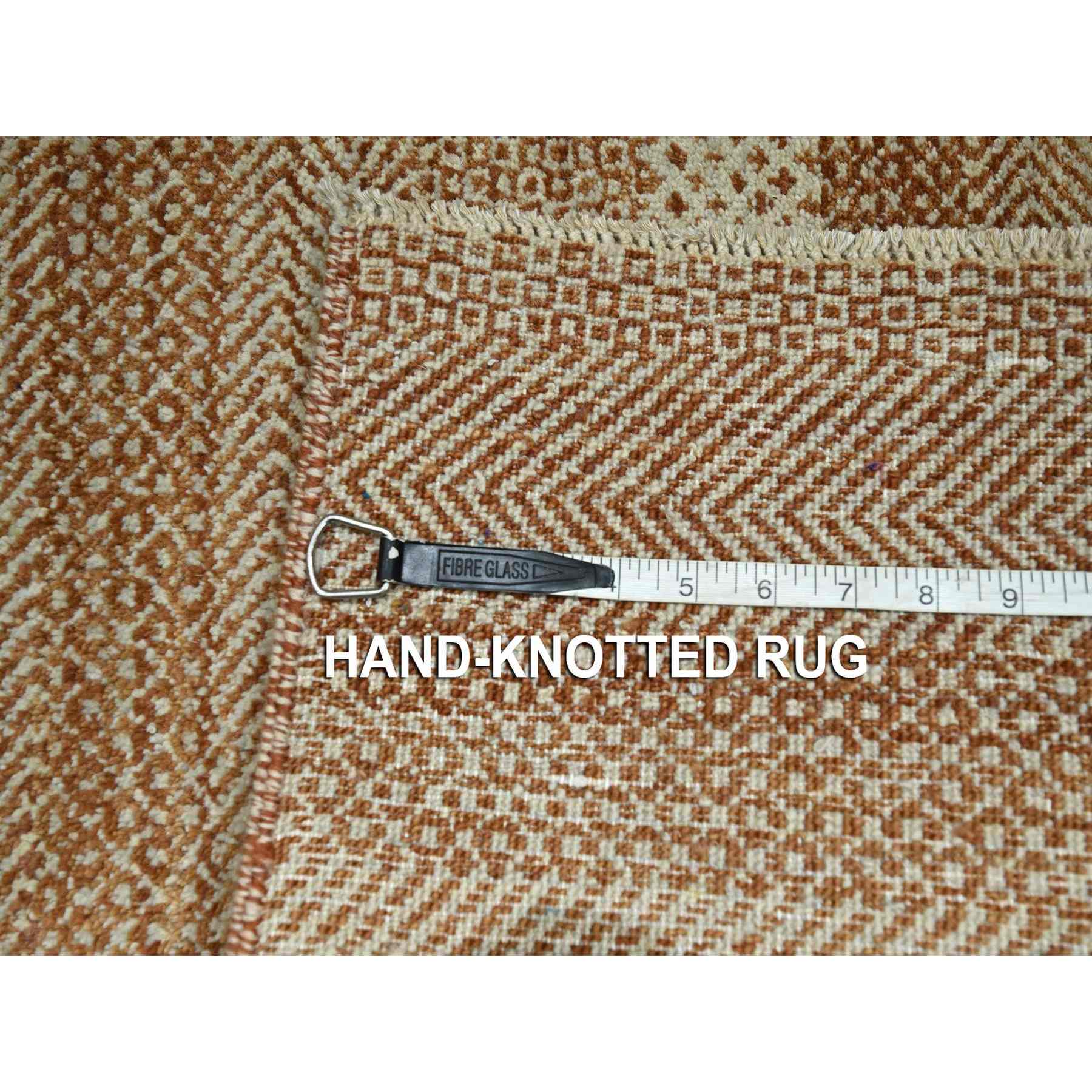 Modern-and-Contemporary-Hand-Knotted-Rug-382990