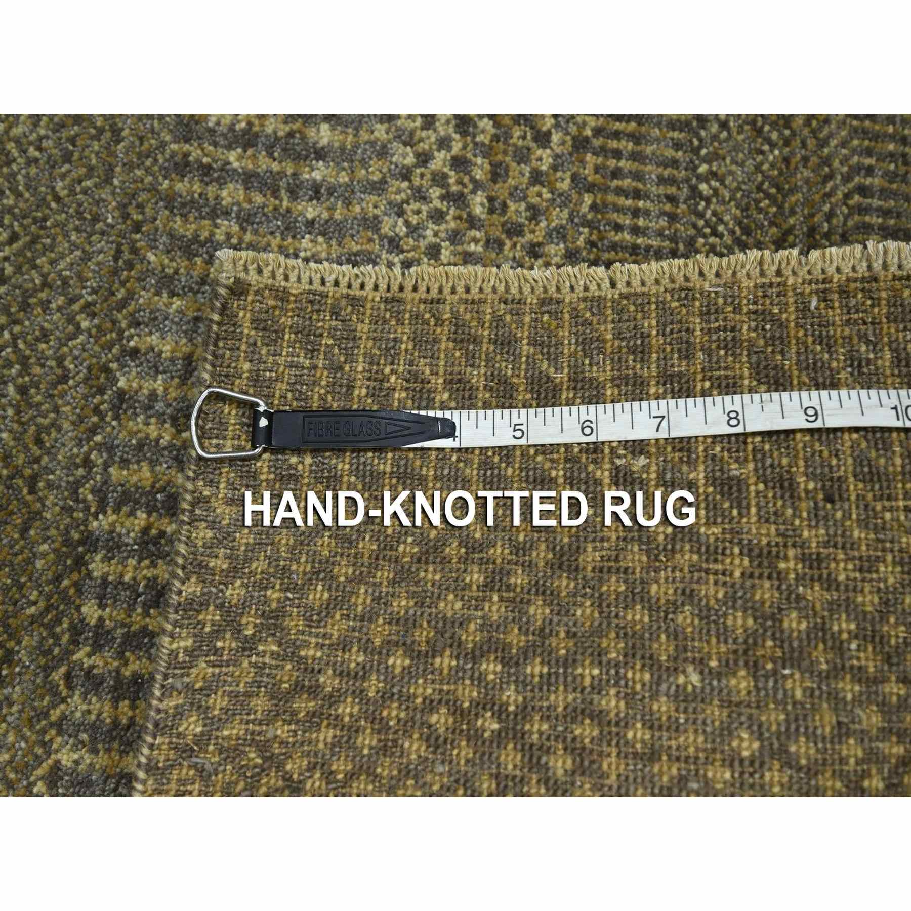 Modern-and-Contemporary-Hand-Knotted-Rug-383020