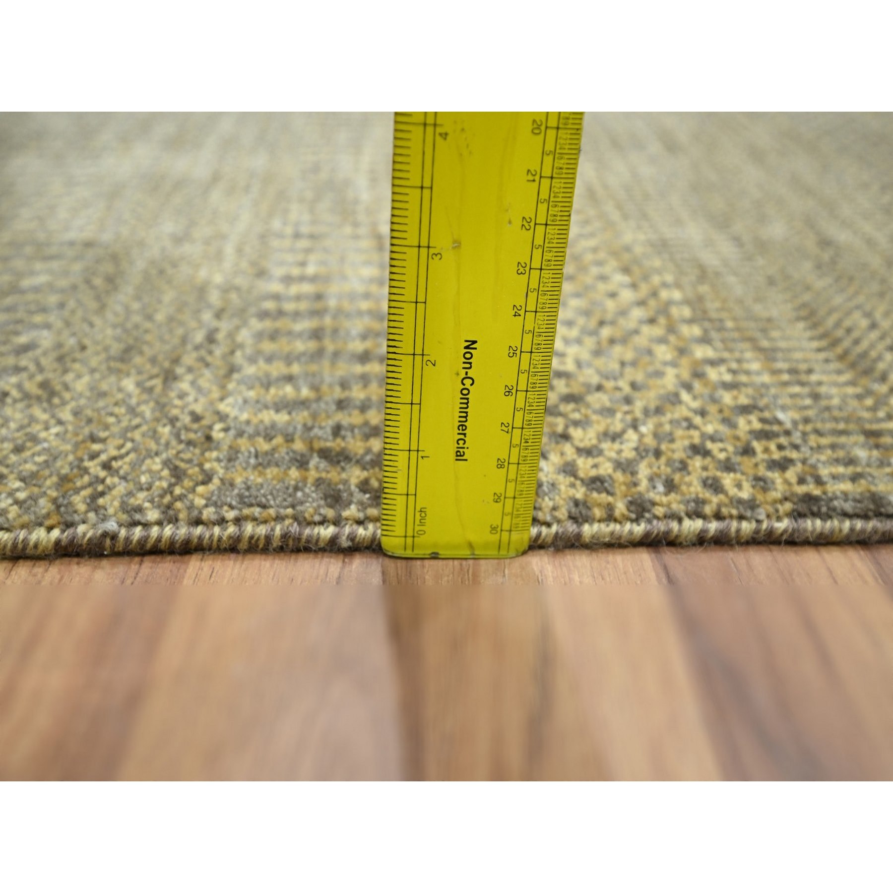Modern-and-Contemporary-Hand-Knotted-Rug-383025