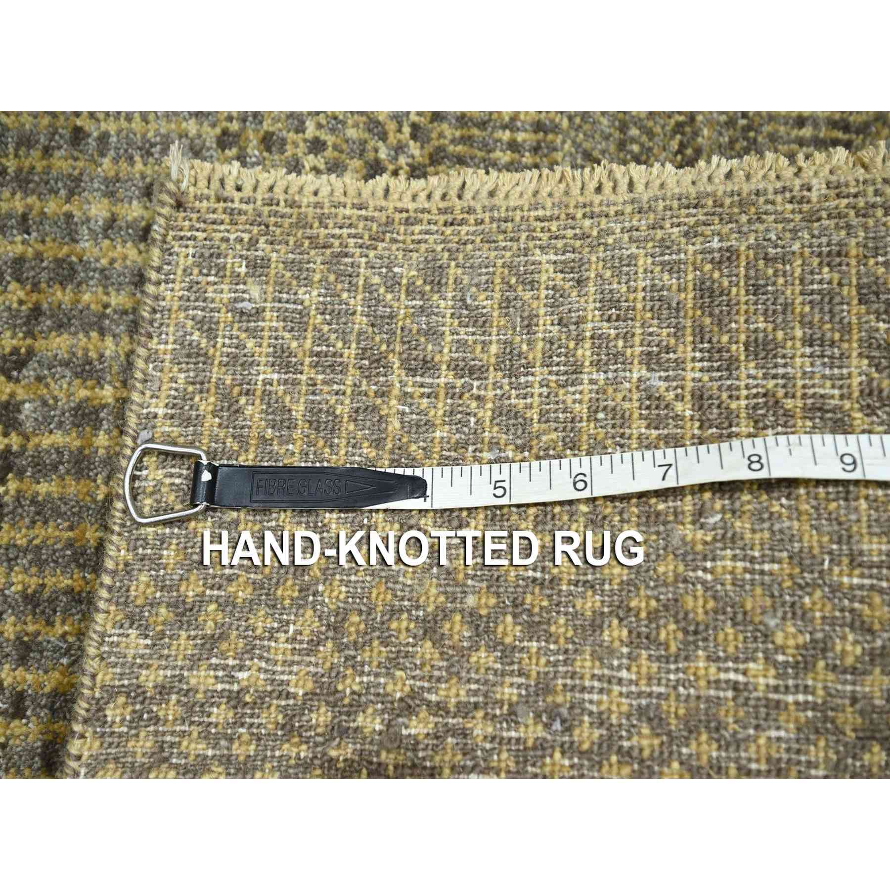 Modern-and-Contemporary-Hand-Knotted-Rug-383030