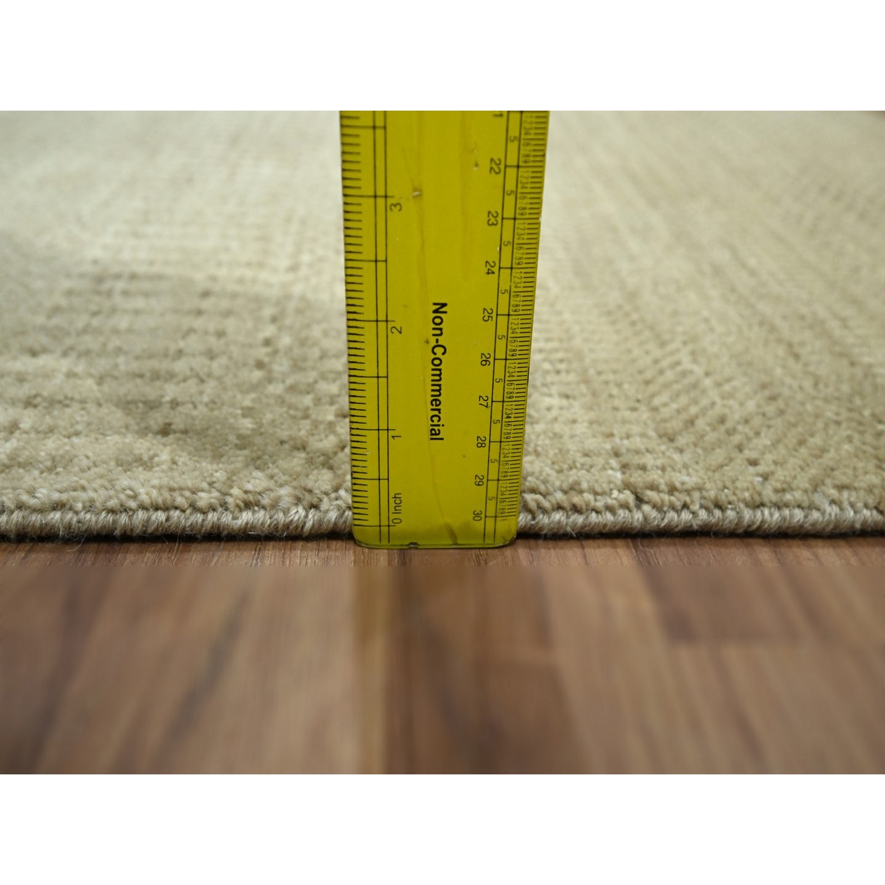 Modern-and-Contemporary-Hand-Knotted-Rug-383040
