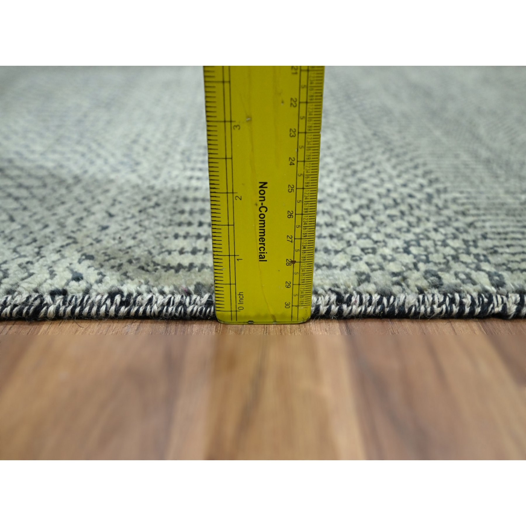 Modern-and-Contemporary-Hand-Knotted-Rug-383065