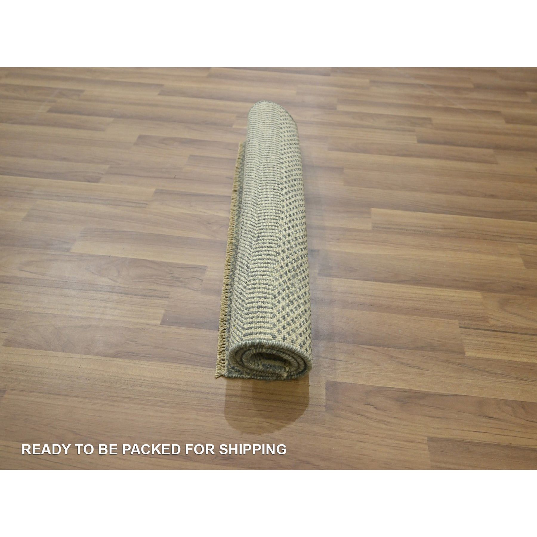 Modern-and-Contemporary-Hand-Knotted-Rug-383080
