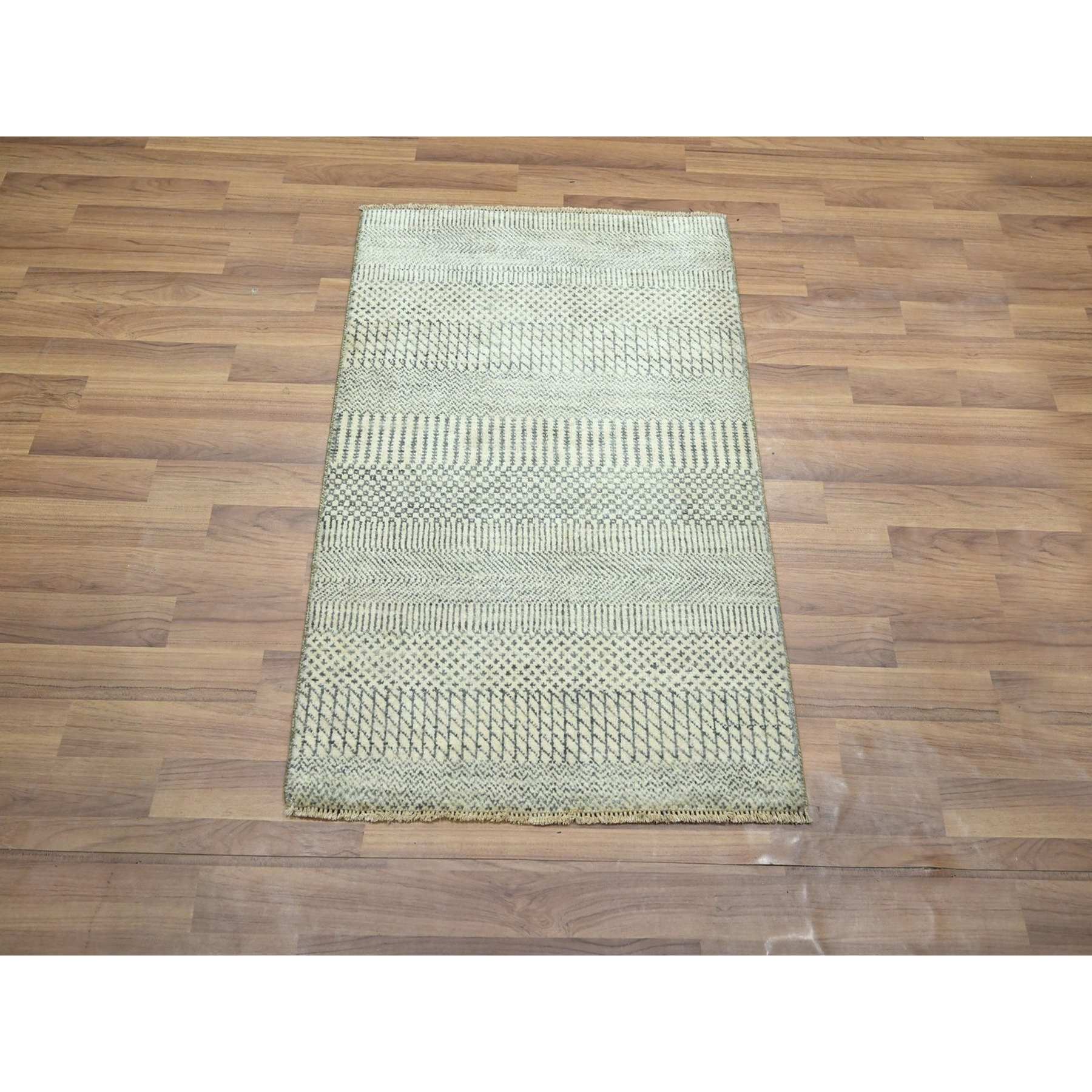 Modern-and-Contemporary-Hand-Knotted-Rug-383085