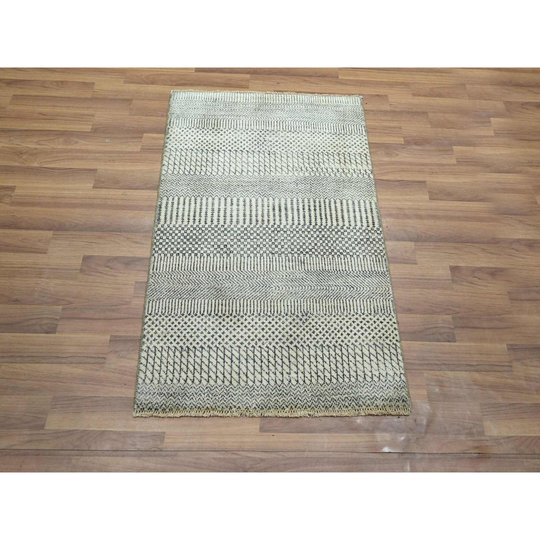 Modern-and-Contemporary-Hand-Knotted-Rug-383095