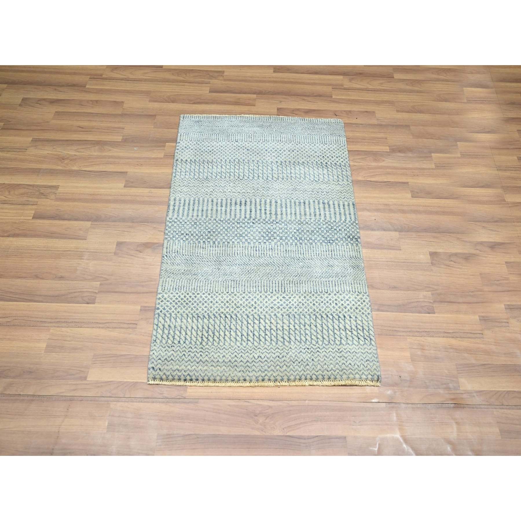 Modern-and-Contemporary-Hand-Knotted-Rug-383120