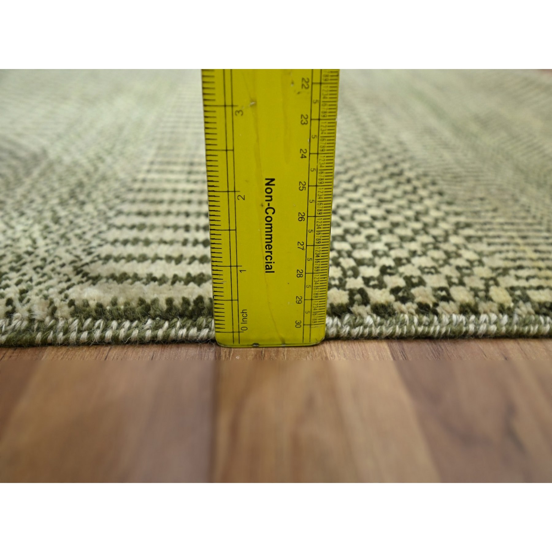 Modern-and-Contemporary-Hand-Knotted-Rug-383170