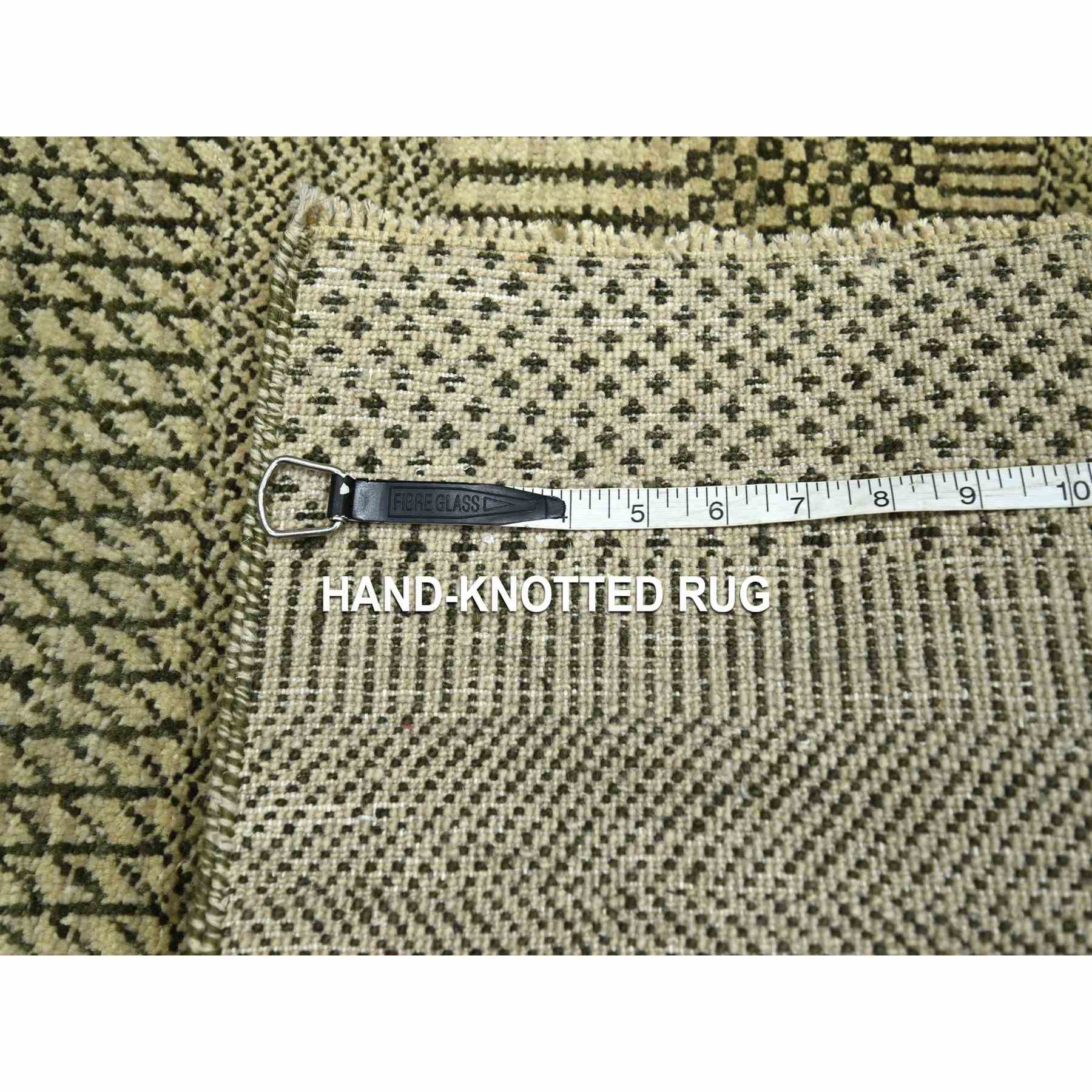 Modern-and-Contemporary-Hand-Knotted-Rug-383170