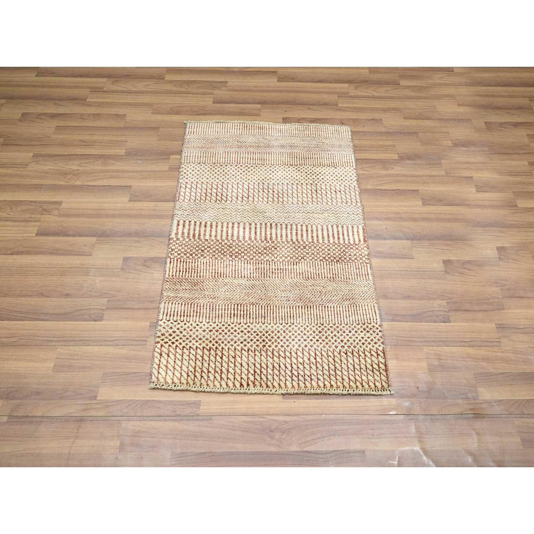 Modern-and-Contemporary-Hand-Knotted-Rug-383180